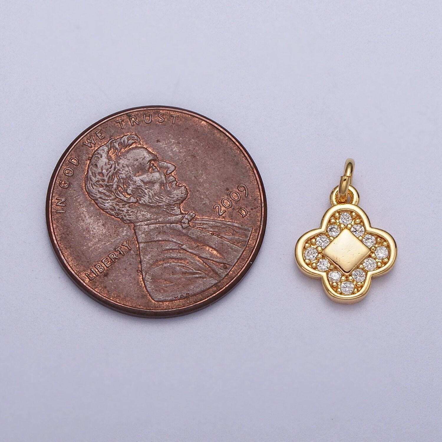 Tiny quatrefoil clover charm, micro pave cz quatrefoil clover pendant, four leaf clover charm, quatrefoil charm in gold ac024