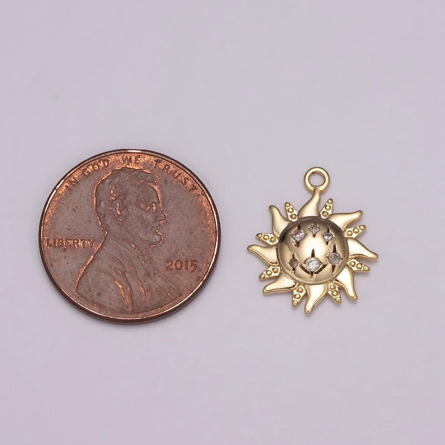 Mini gold sun charm ,sunburst charm, bohemian charms, jewelry diy, bracelet charm, sun pendant