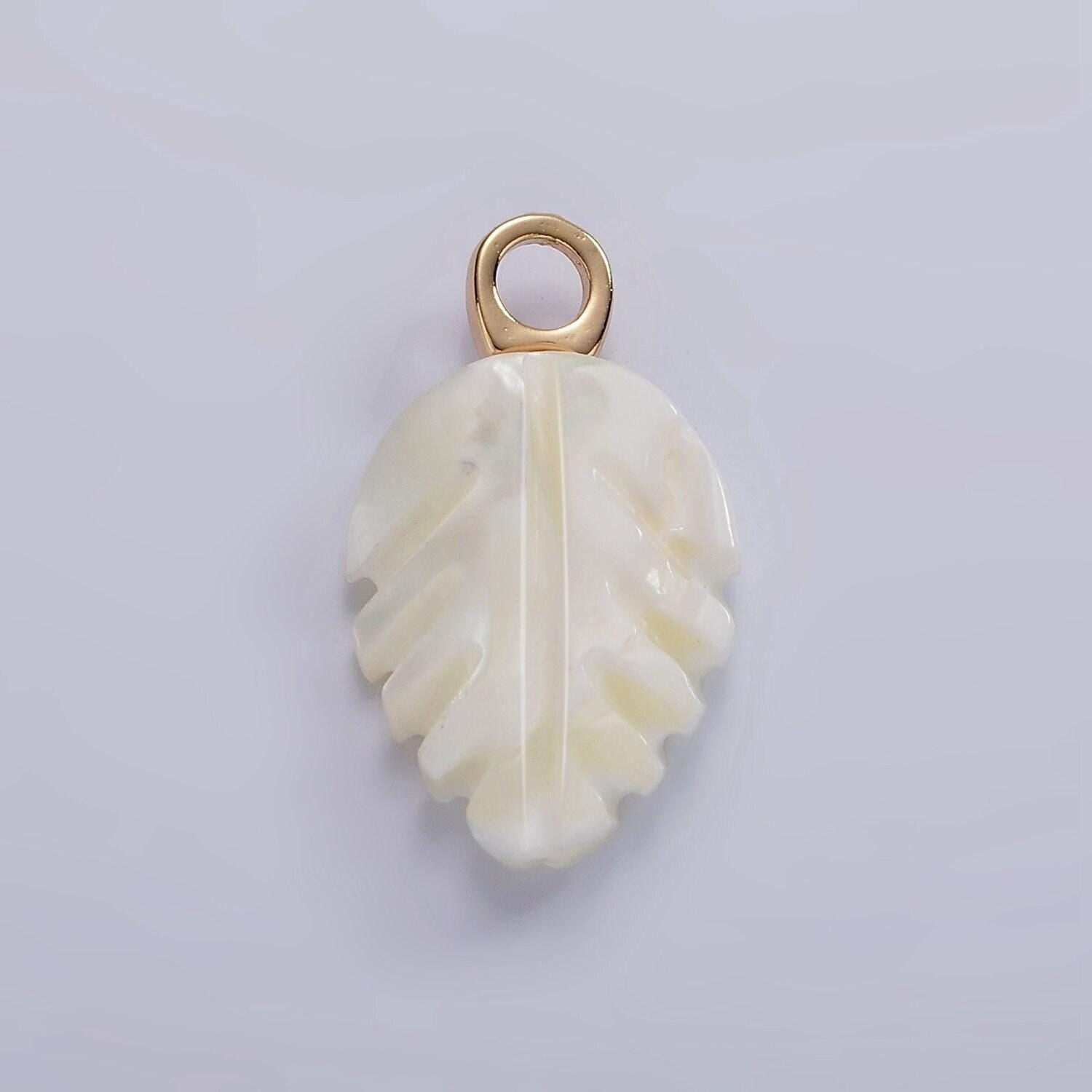 14k gold filled 23mm shell pearl nature plant leaf pendant | p1639