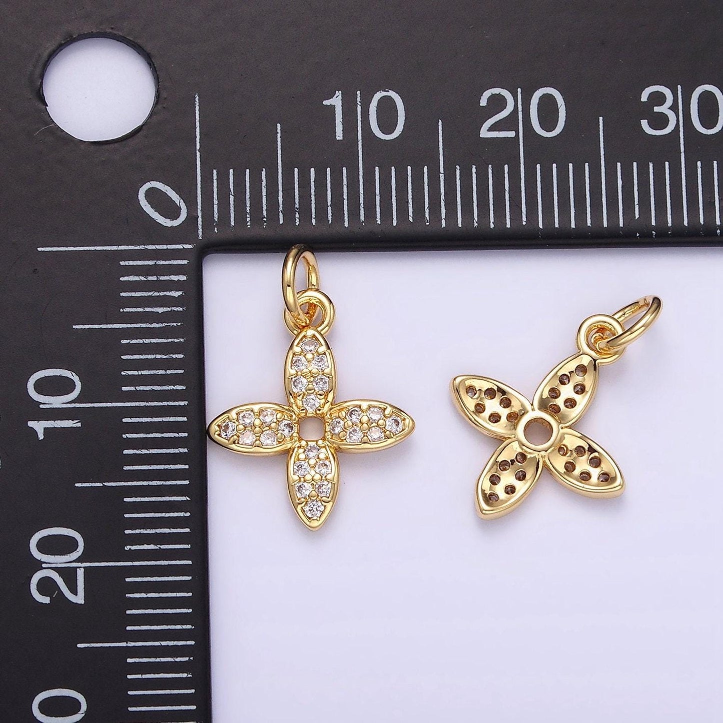 Micro pave cz flower charm mini gold flower patch cubic charm dainty flower pendant dainty charm for diy supply c303