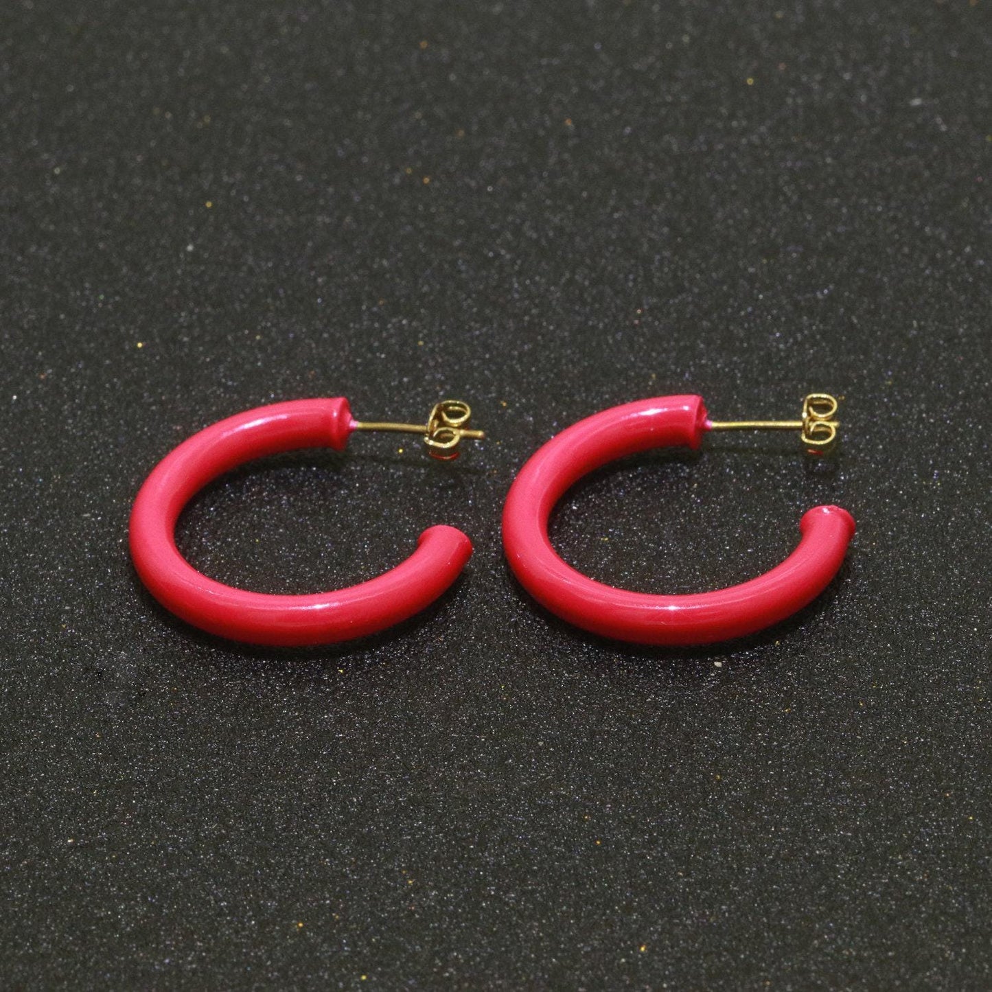 Cute candy hoop earring in 14k gold fill black, teal, white, pink, purple, green or yellow enamel • 30mm enamel cartilage huggie hoop goft