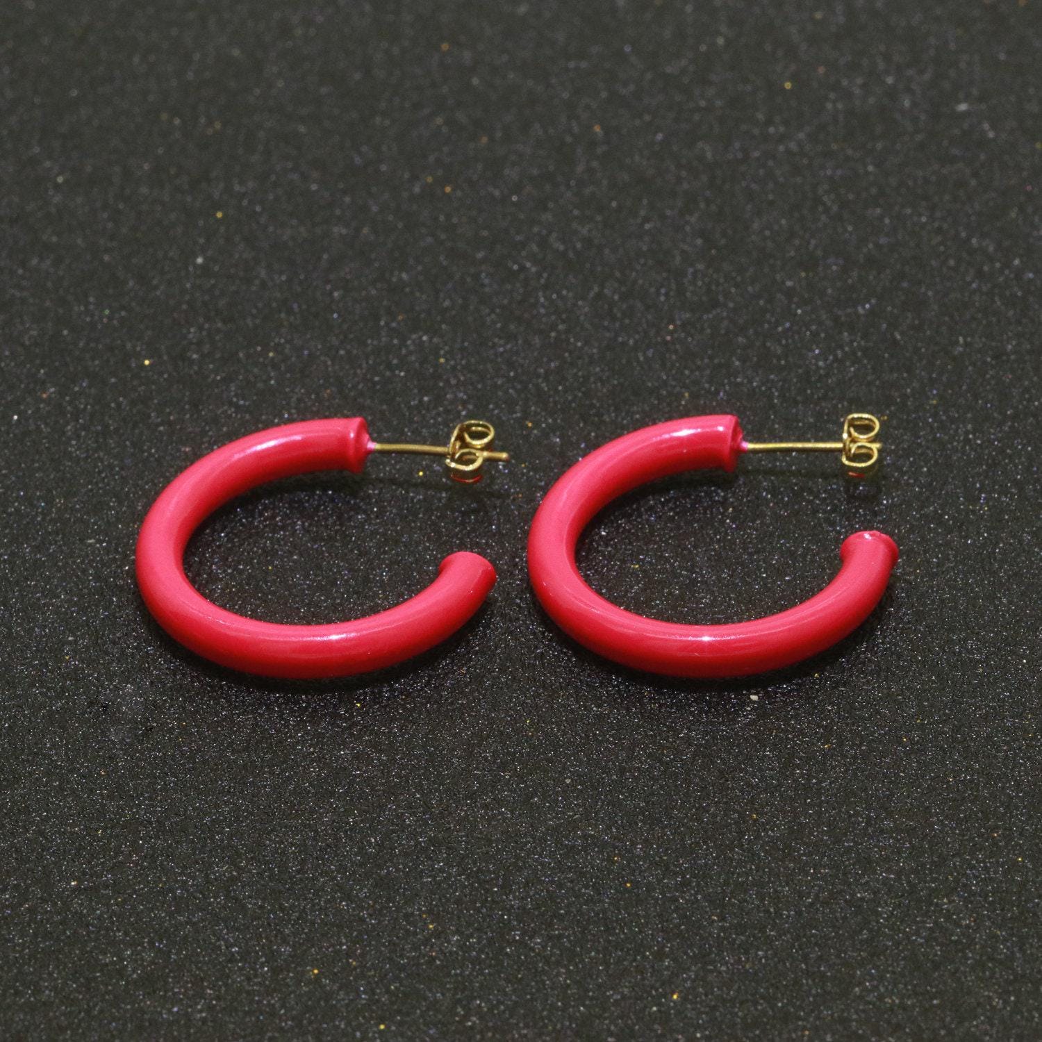 Cute candy hoop earring in 14k gold fill black, teal, white, pink, purple, green or yellow enamel • 30mm enamel cartilage huggie hoop goft