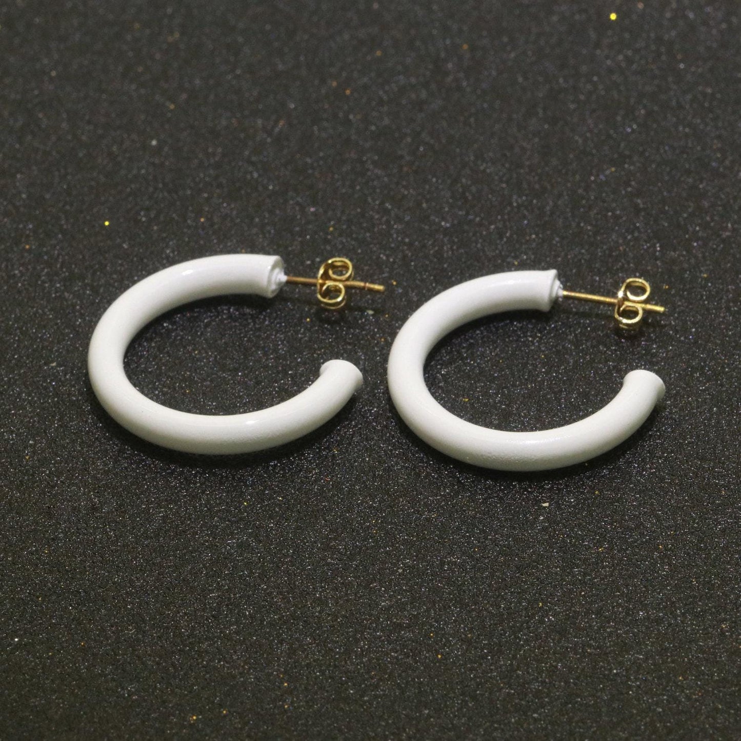 Cute candy hoop earring in 14k gold fill black, teal, white, pink, purple, green or yellow enamel • 30mm enamel cartilage huggie hoop goft