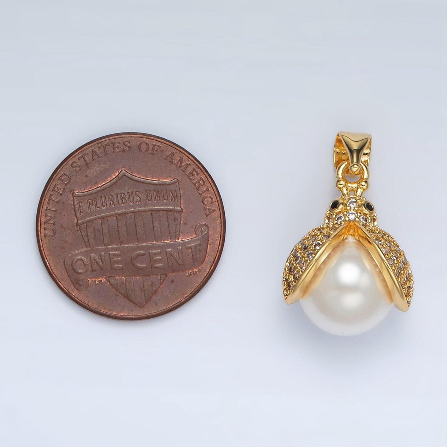 Gold filled open winged ladybug cz paved pearl pendant | ah-187