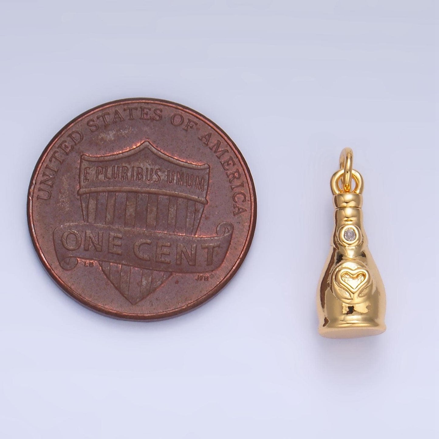 Mini gold wine bottle charm champagne bottle drop charm pendant drinking bottle charm w136