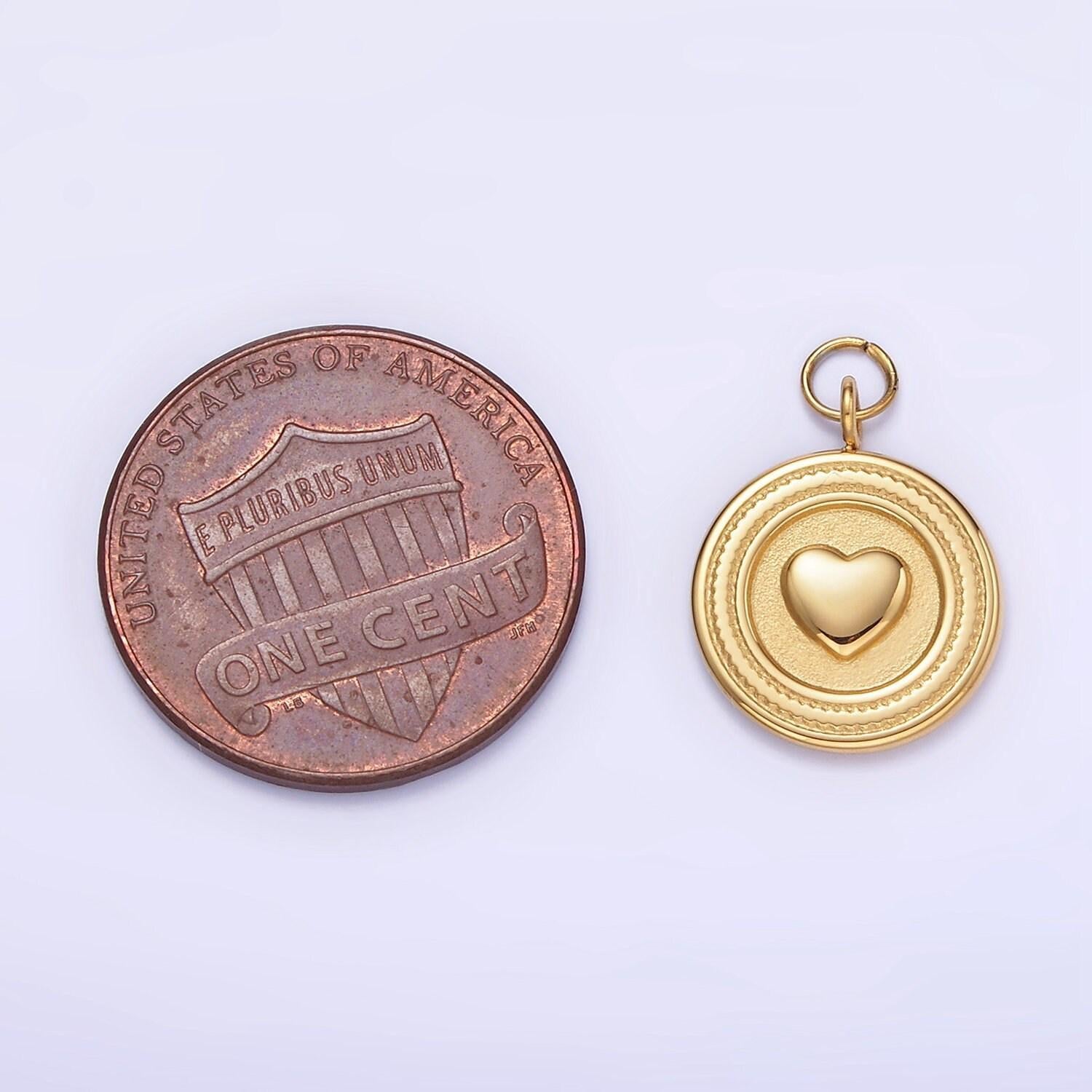 Stainless steel heart minimalist round charm | p-973