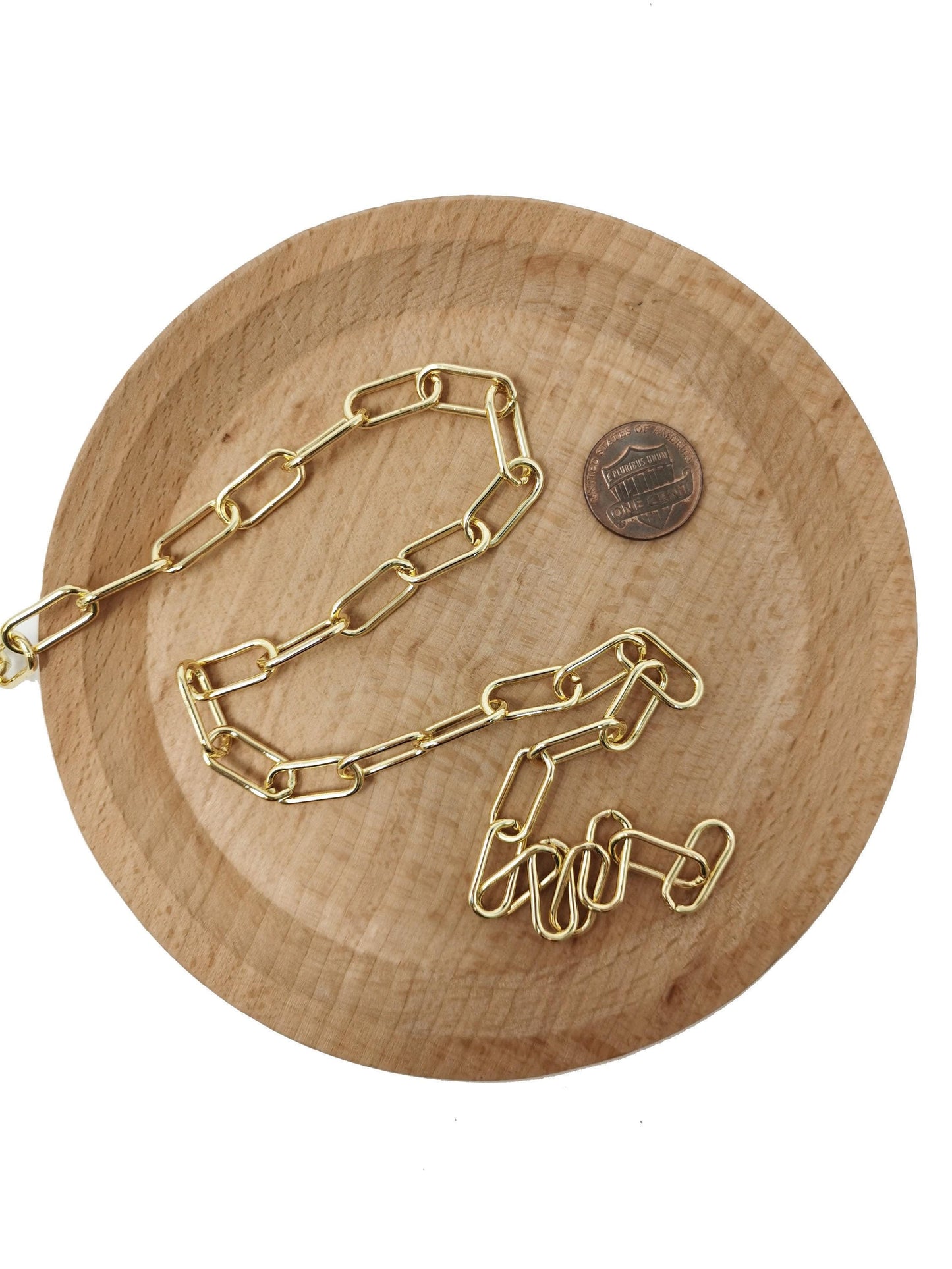 Gold paperclip chain by yard, oval link chain, wholesale bulk roll chain jewelry making,thickness 1.5mm, 73/186