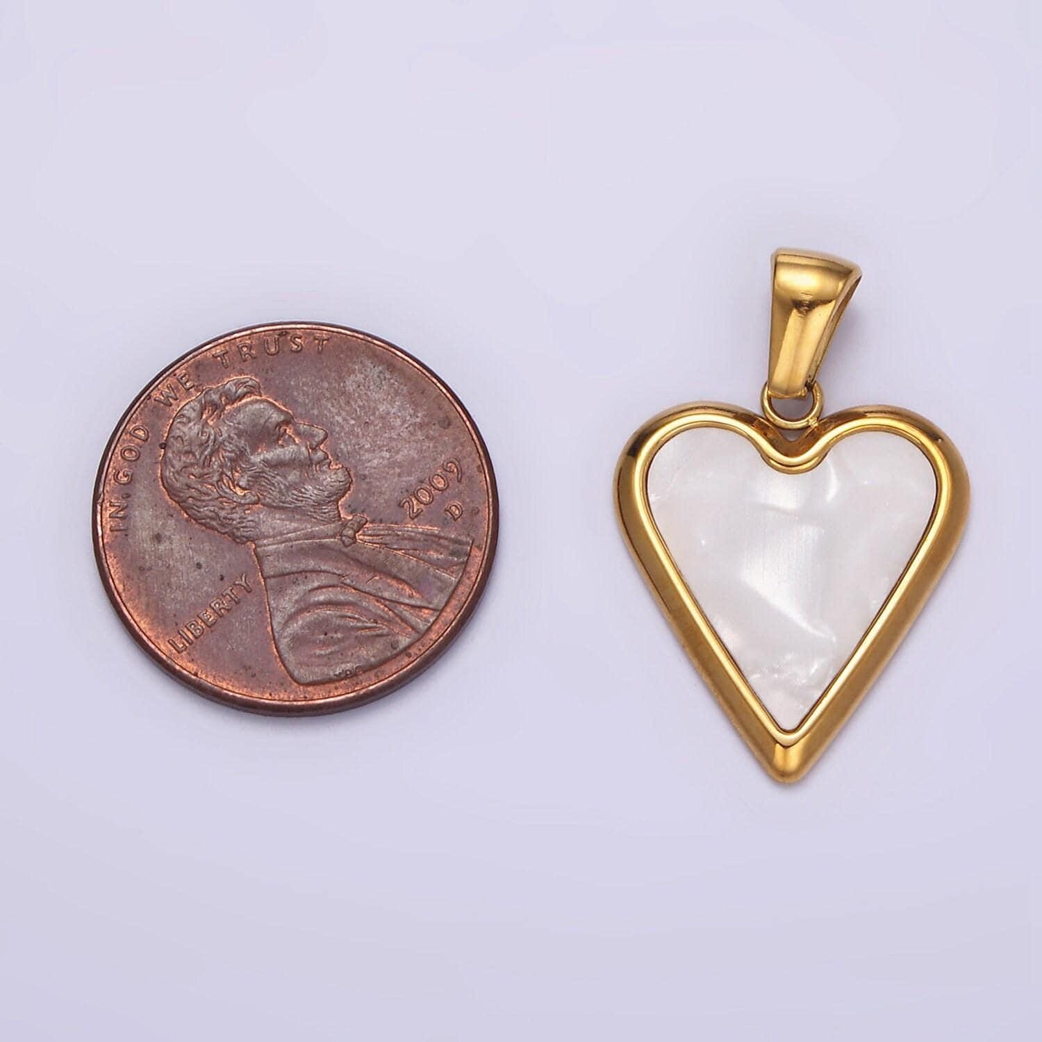 Gold stainless steel shell pearl heart charm gold heart pendant white black heart charm p832