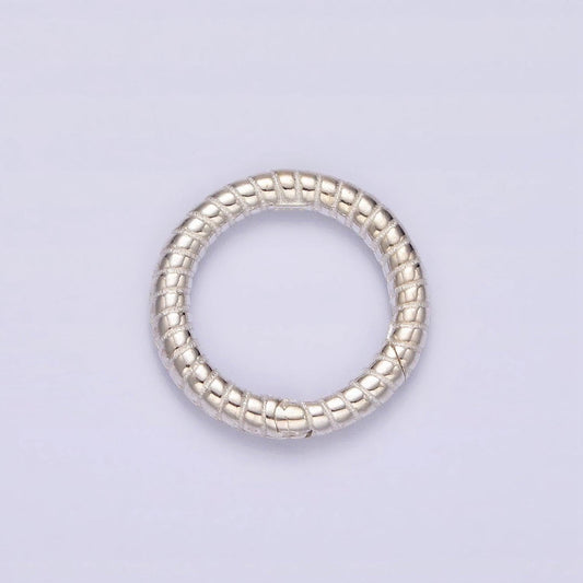 S925 sterling silver 15.7mm line-textured round push spring gate ring supply | sl-385