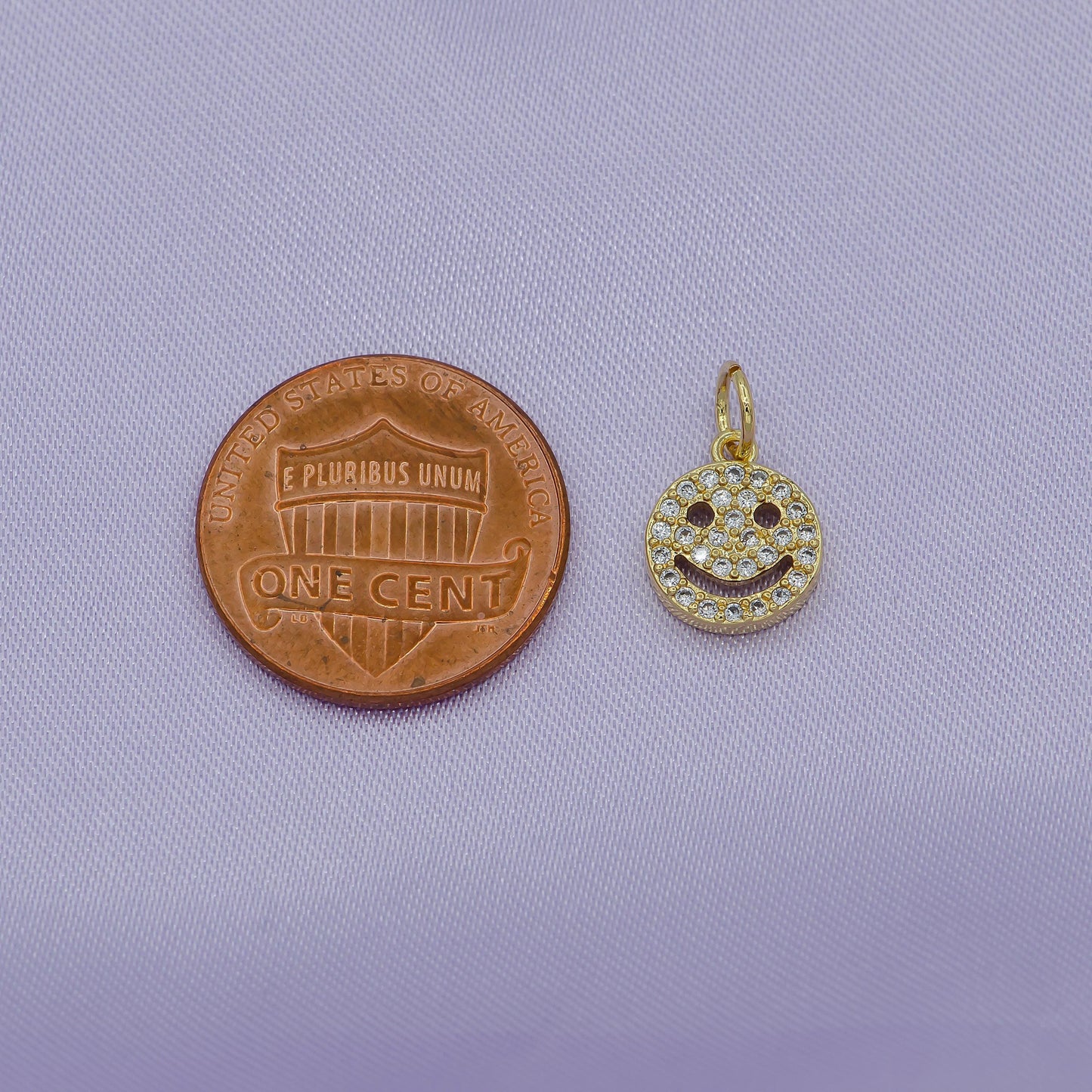 Cubic happy face charm, gold smile face charms, emoticon tiny face in gold round charm, dainty micro pave charm 90s trend jewelry