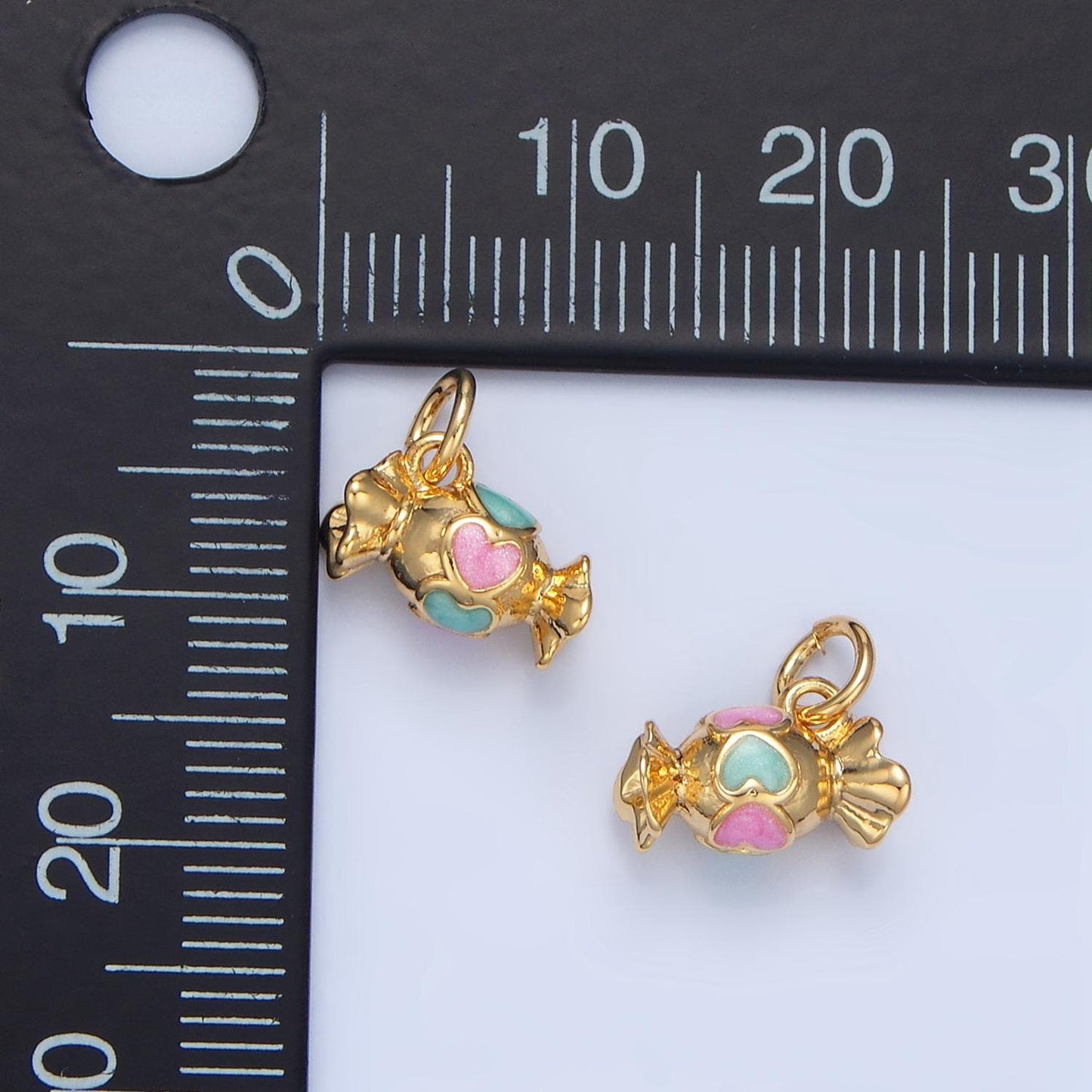 Enamel heart wrap candy 24k gold filled candy charm | x-832
