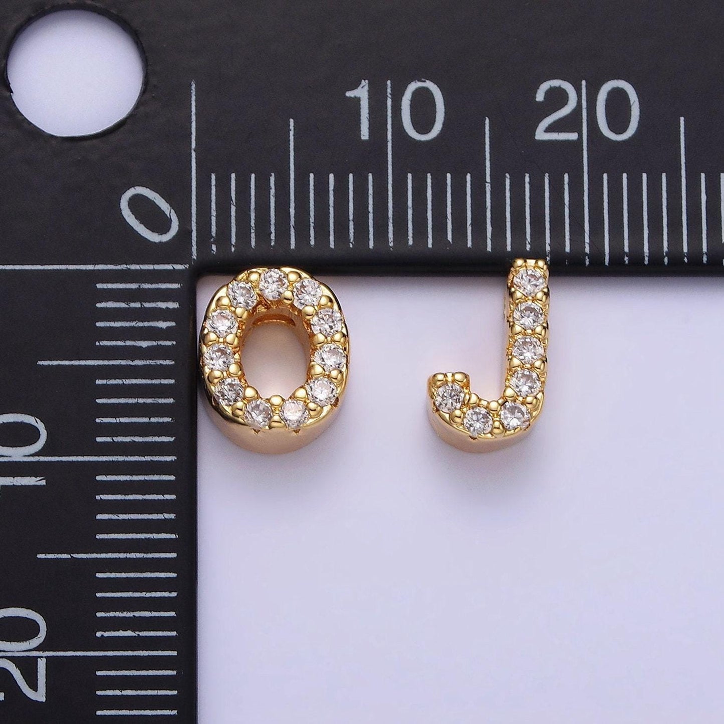 Cubic zirconia 16k gold filled letter charms cz initial charms, bracelet charms, mini pendant charms for necklace alphabet beads charm ad729