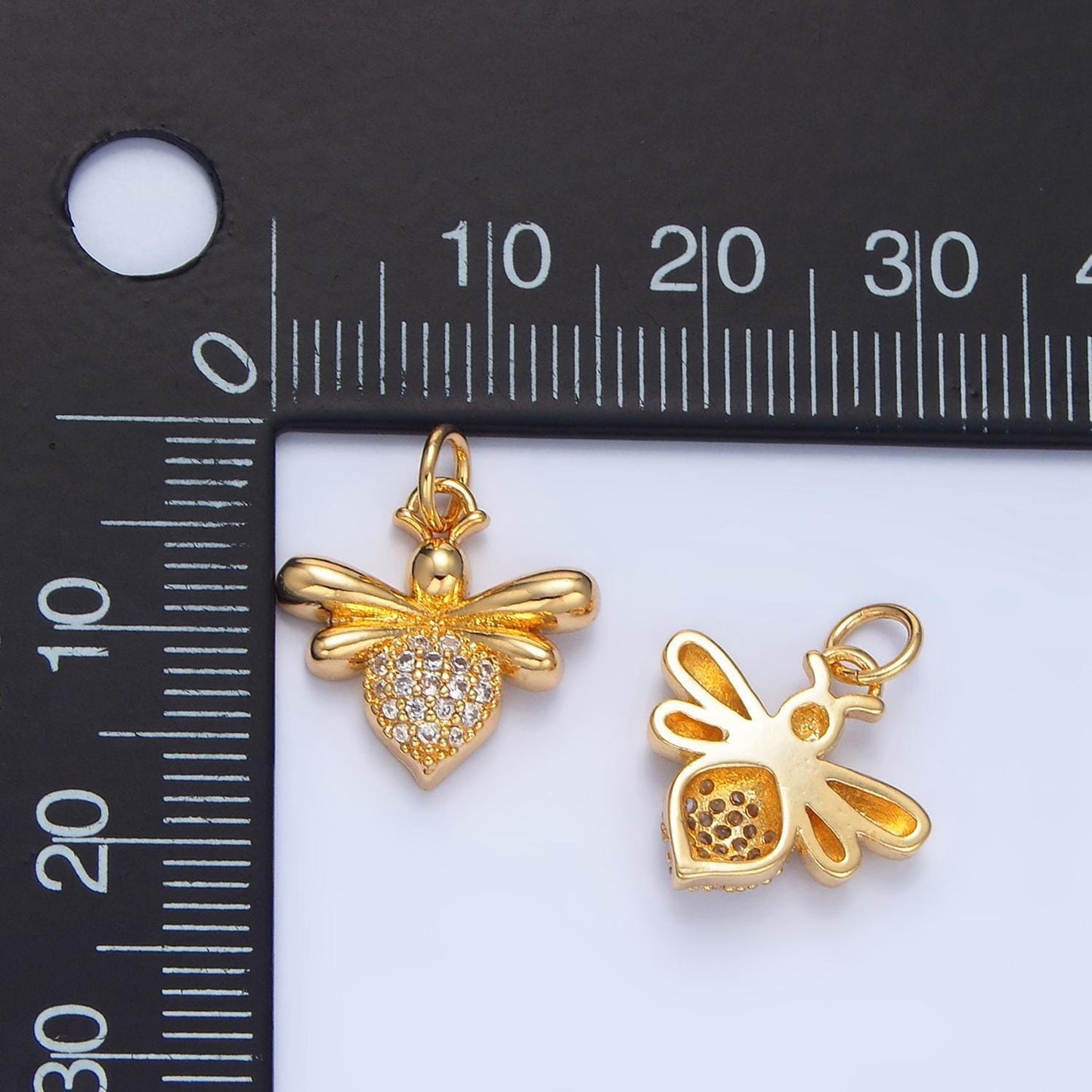 Cz micro paved queen bee insect 24k gold filled charm | x-872