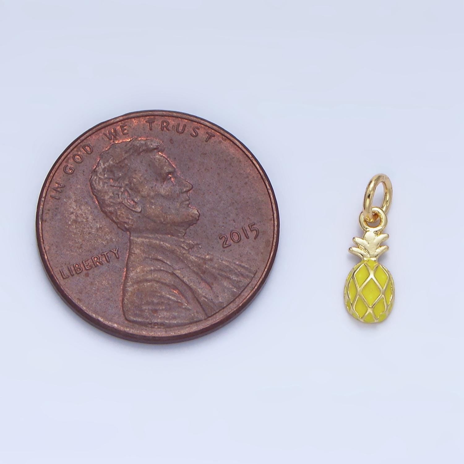 Yellow-green mini pineapple 234k gold filled enamel fruit charm | x-831