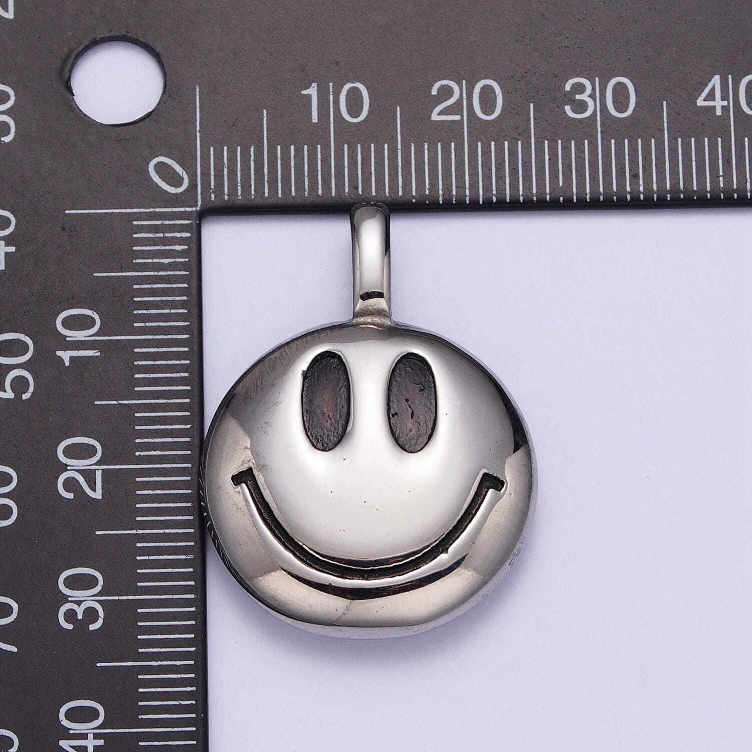 Round emoticon face stainless steel charm pendant in gold & silver happy face pendant | x661 x662