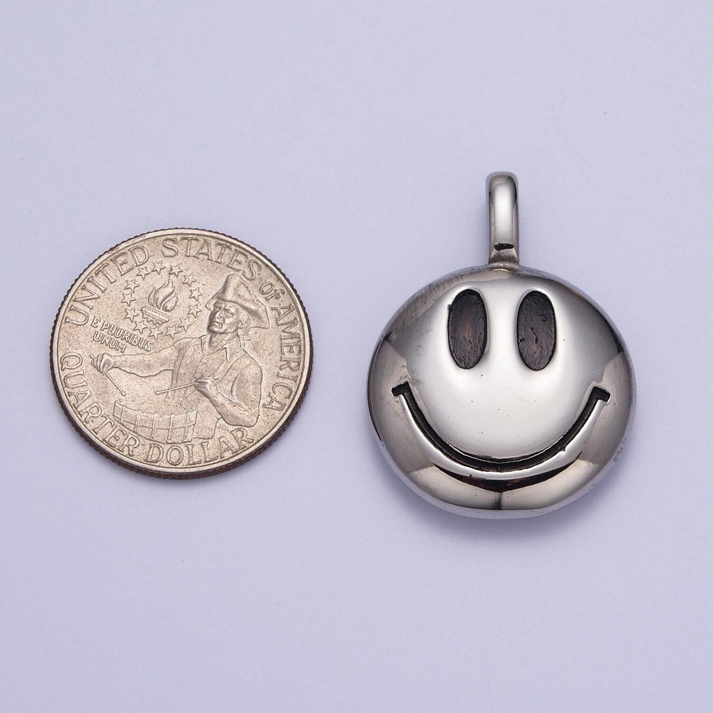 Round emoticon face stainless steel charm pendant in gold & silver happy face pendant | x661 x662