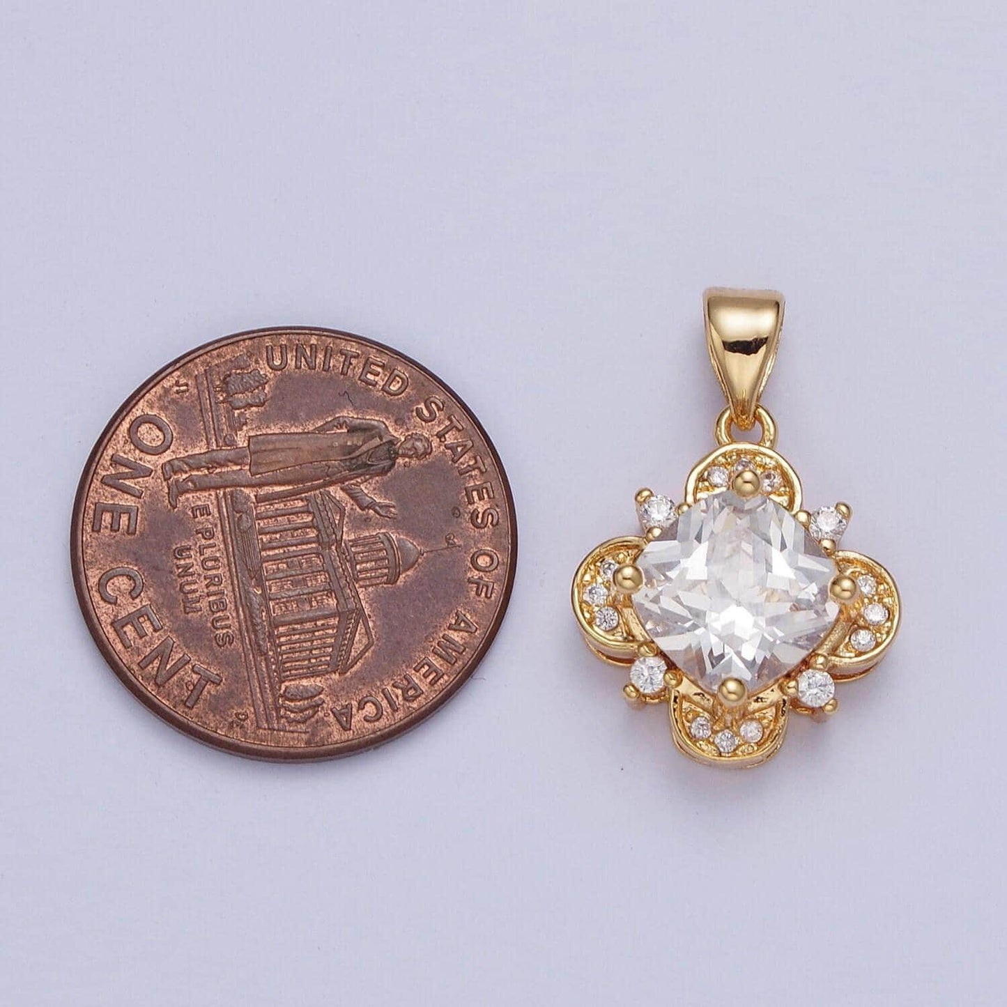 24k gold filled cz four-leaf flower clover pendant for necklace bracelet supply, diamond flower emblem pendant | x-450