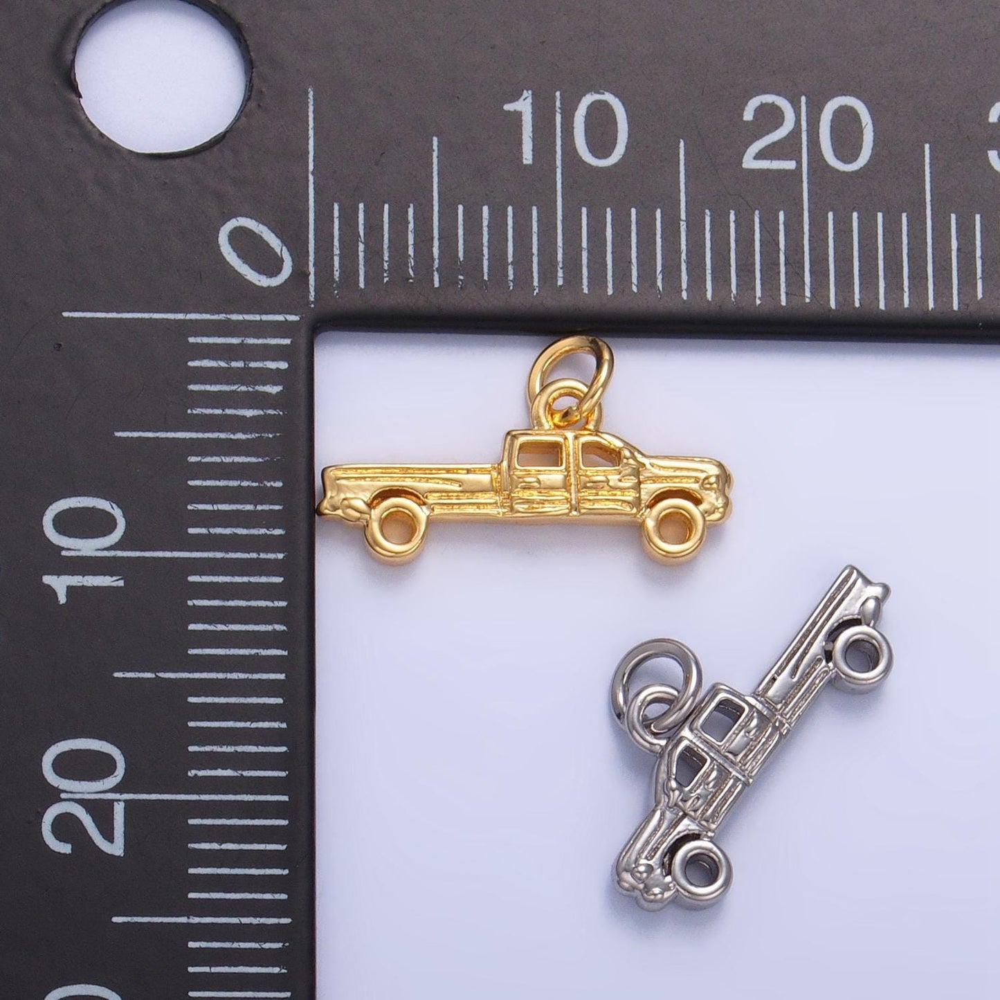 Mini gold pick up truck car charm for necklace bracelet pendant antique car design mix charm road truck inspired w077