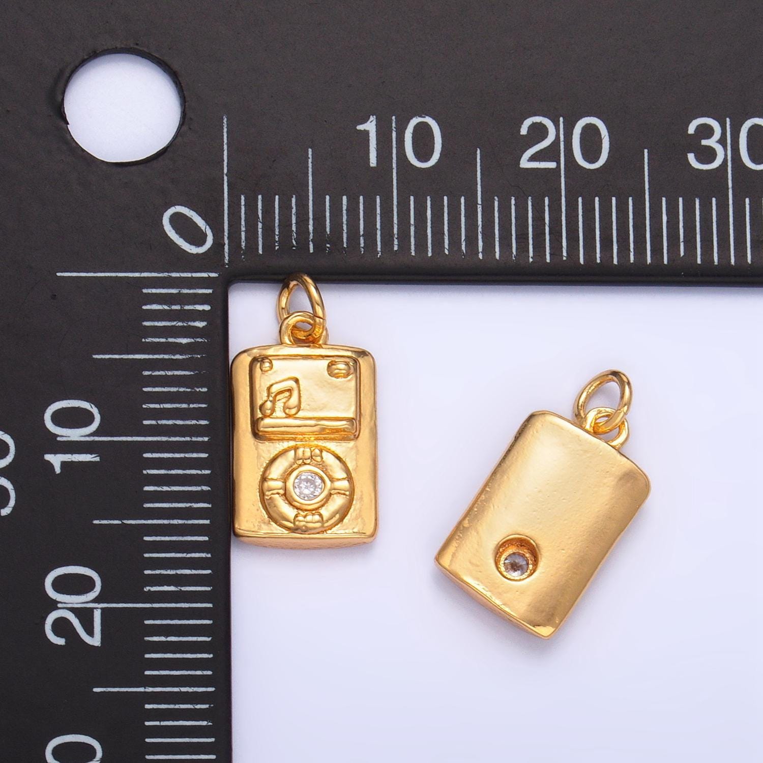 24k gold filled music player charm pendant retro gadget charm necklace gift idea gold charm for bracelet necklace w042