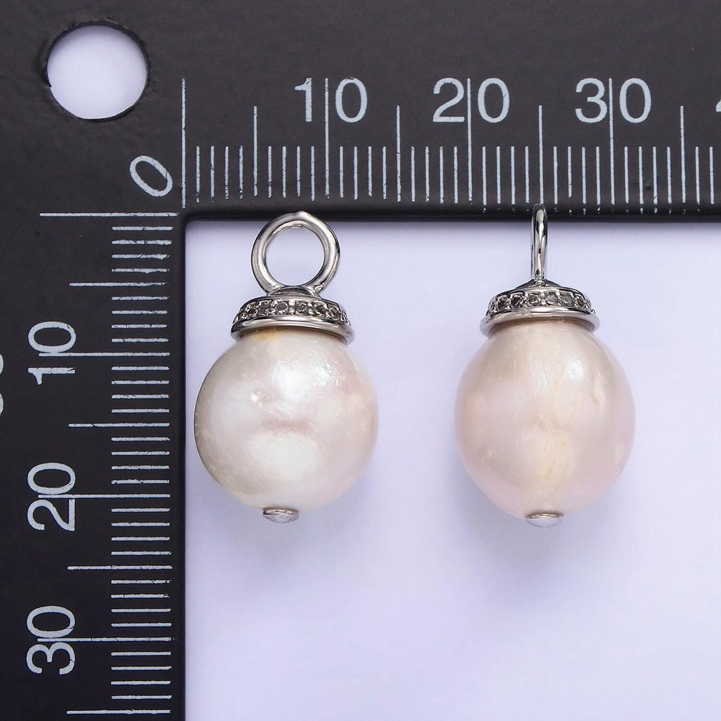 Dainty white shell pearl 21mm silver bail with cz front | p-1693