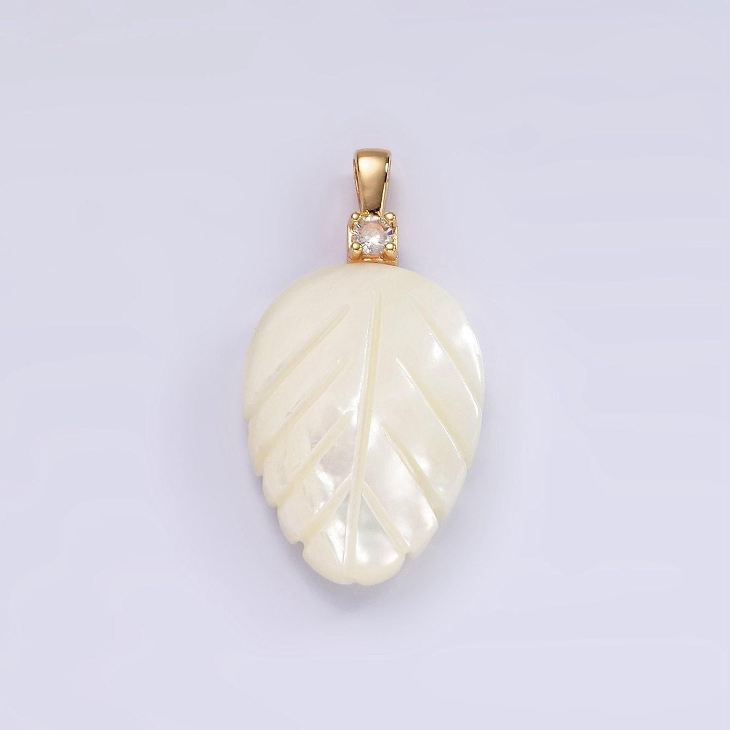 14k gold filled 35mm clear cz shell pearl nature leaf pendant | p-1652