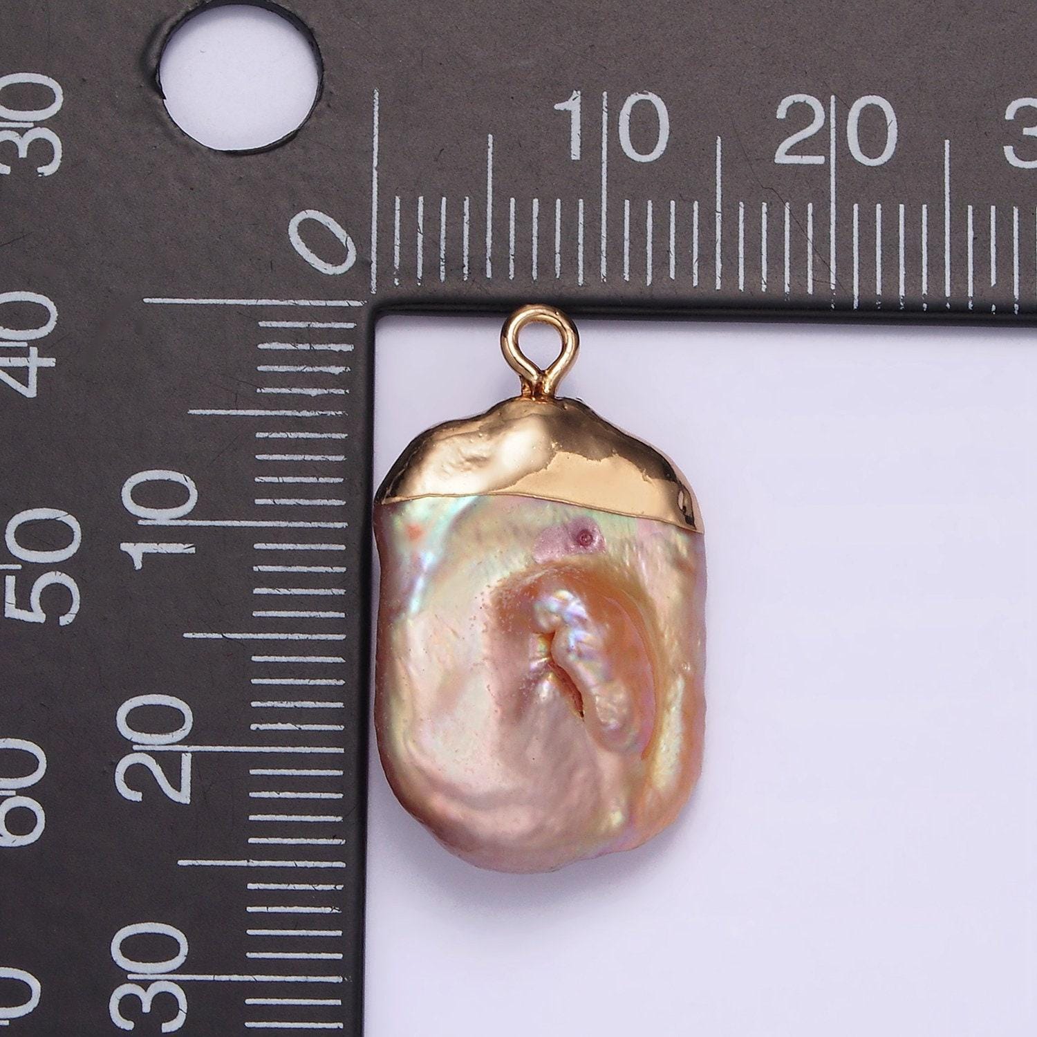 Dainty pink freeform rectangle baroque pearl charm with 14k light gold plated edge necklace anklet bracelet earring charm supplies p-1620