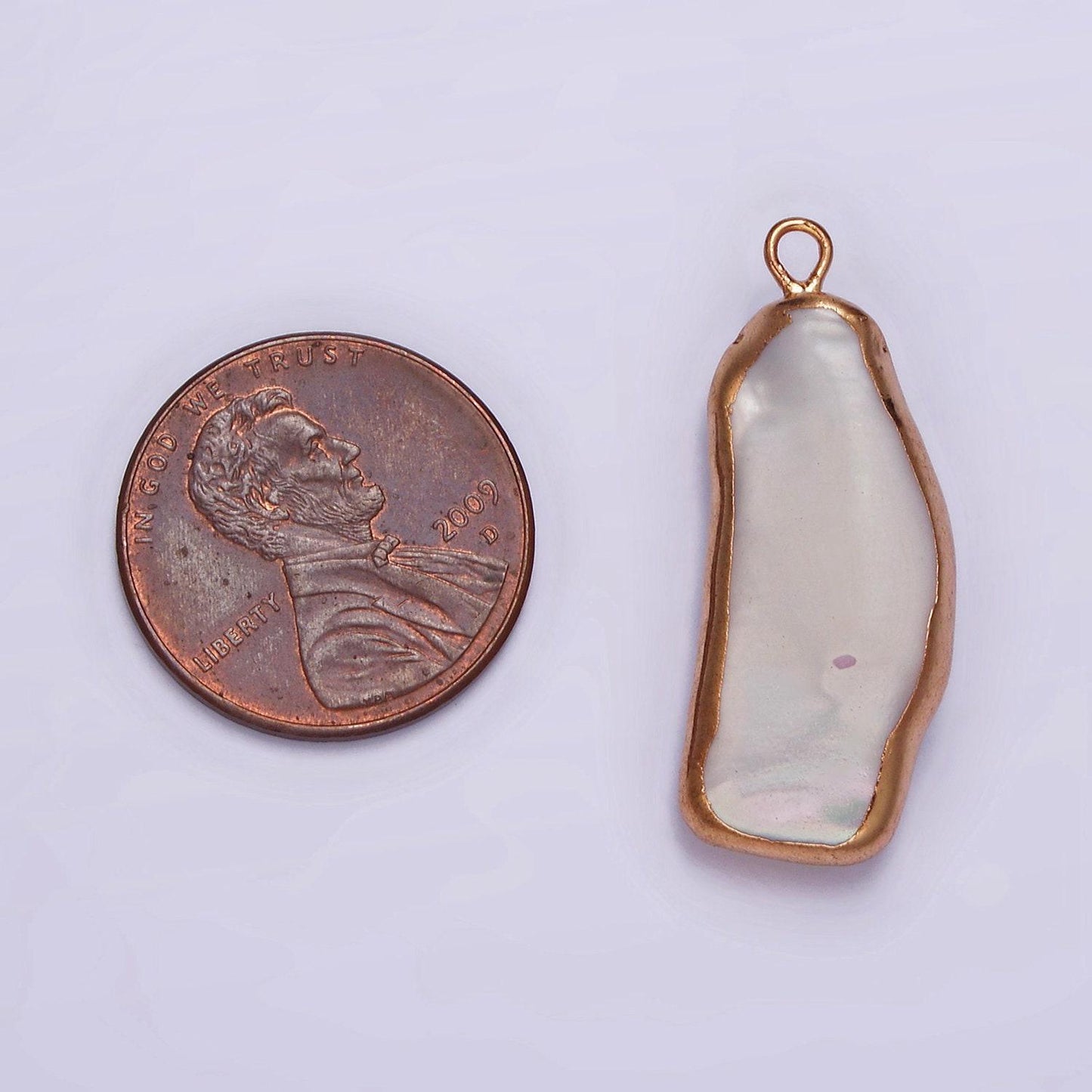 Freshwater pearl charm gold plated freeform long white charms 31 x 11 mm natural shell gold edge pendant p-1617