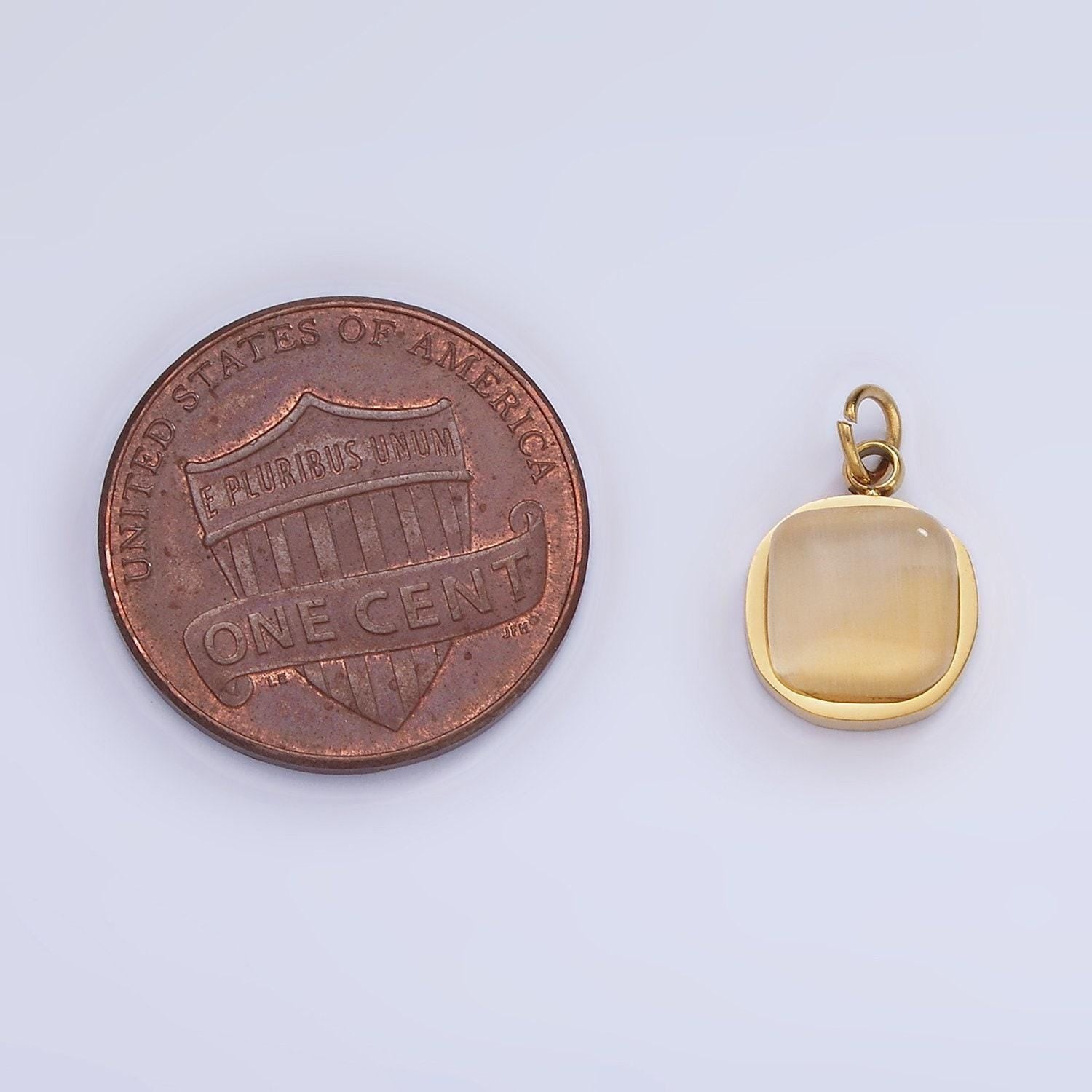 Stainless steel 9mm peach cat's eye stone square charm in gold | p-976