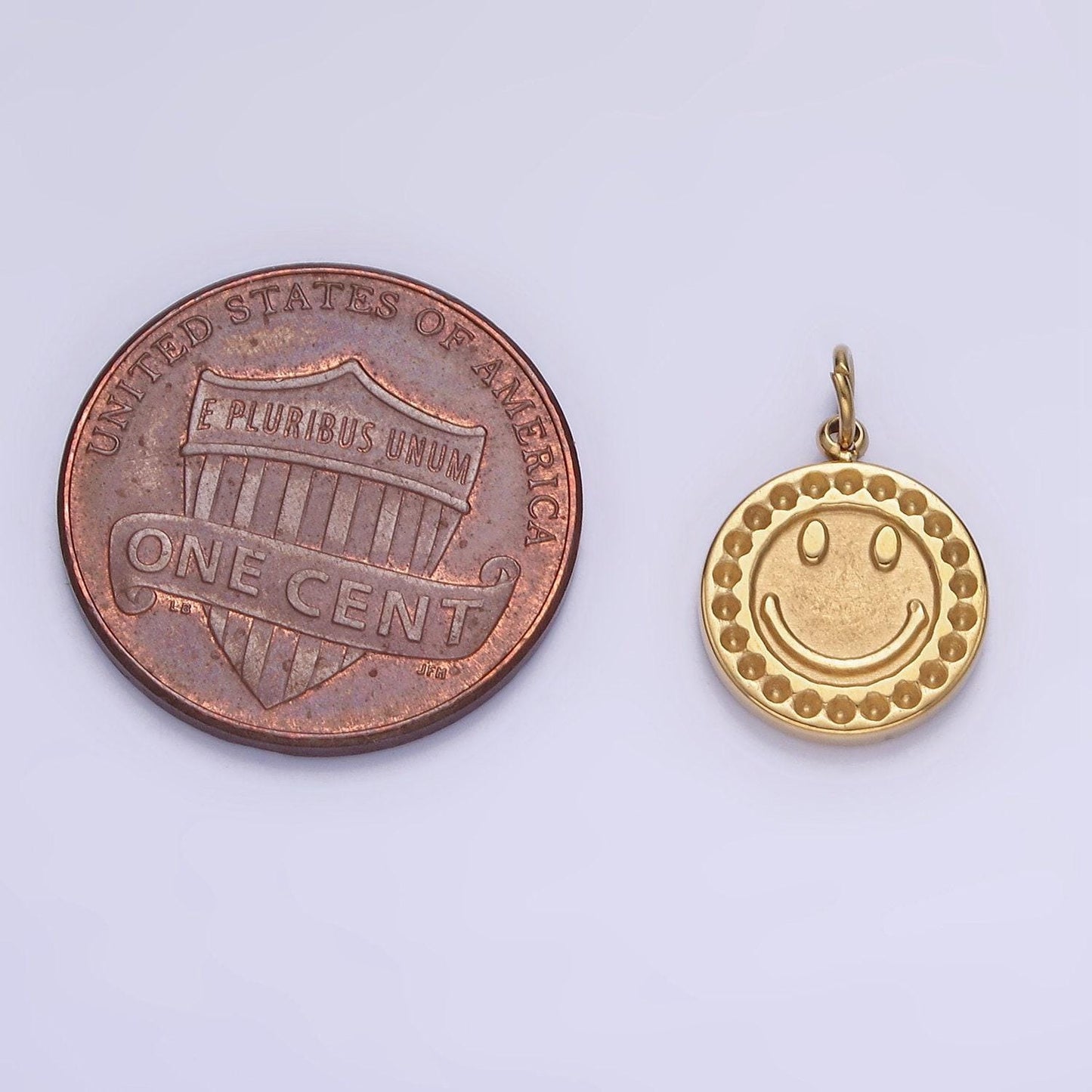 Gold stainless steel happy smile face charm pendant for wholesale jewelry making supplies p950