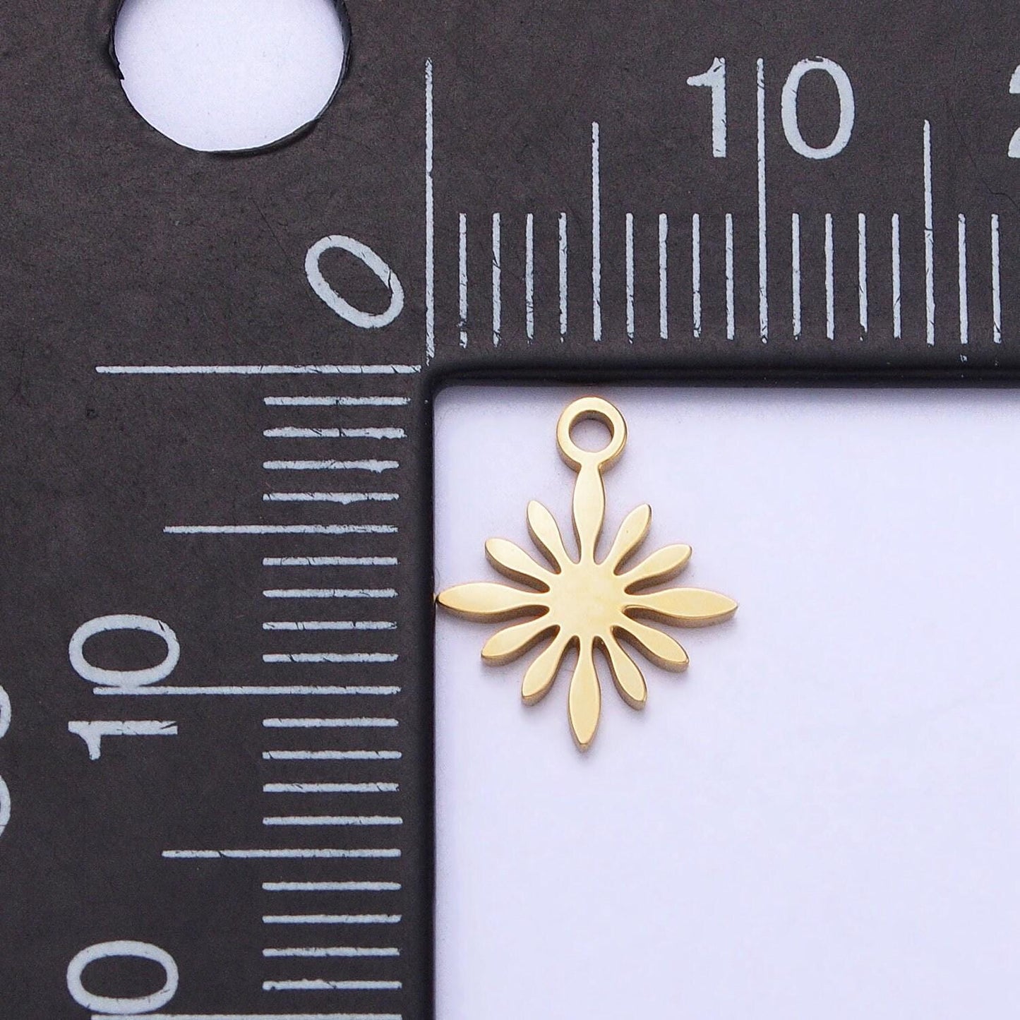 Mini stainless steel starburst burst charm in gold & silver star sun celestial pendant lead nickel free tarnish free | p-905