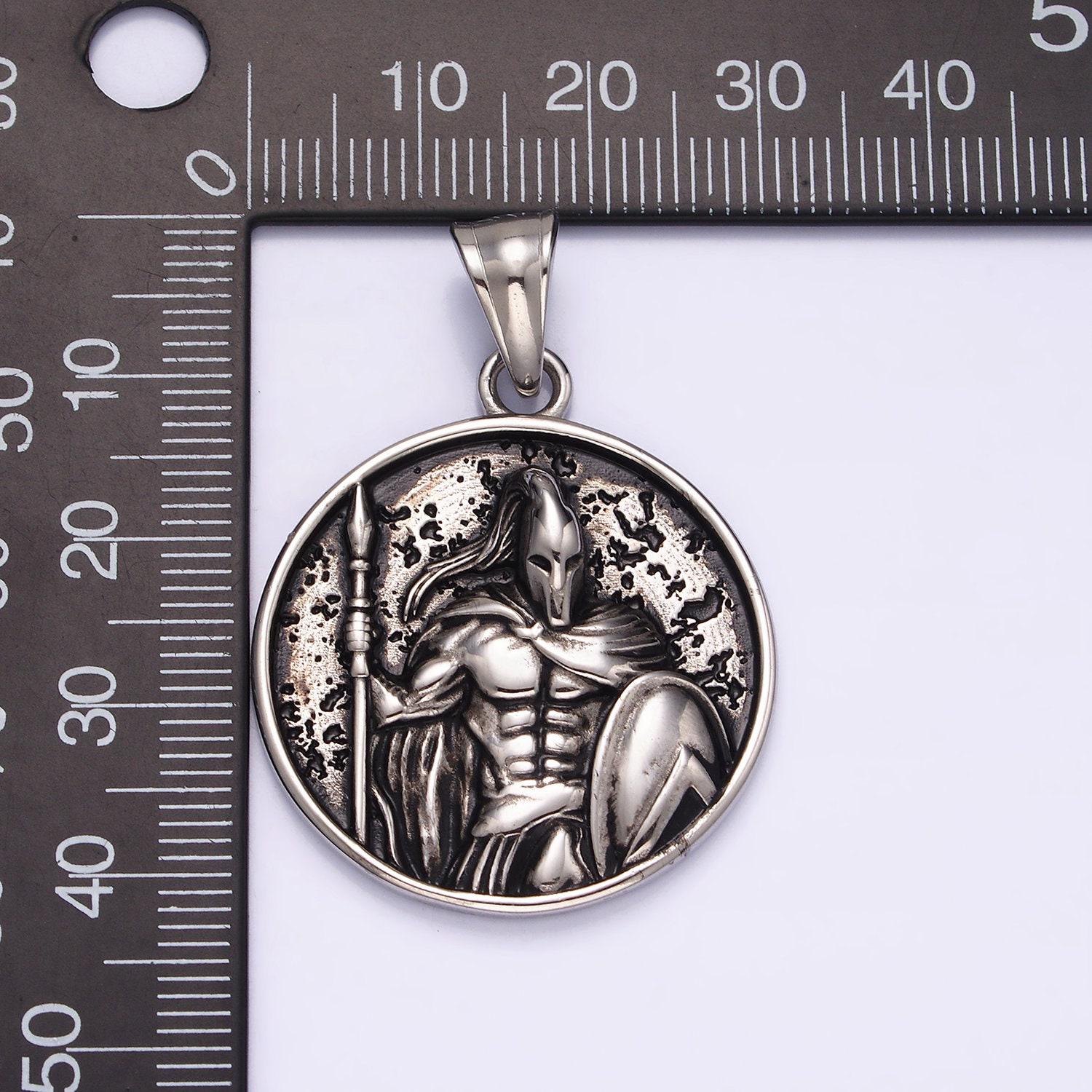 Stainless steel 35mm warrior soldier spear shield round pendant | p824