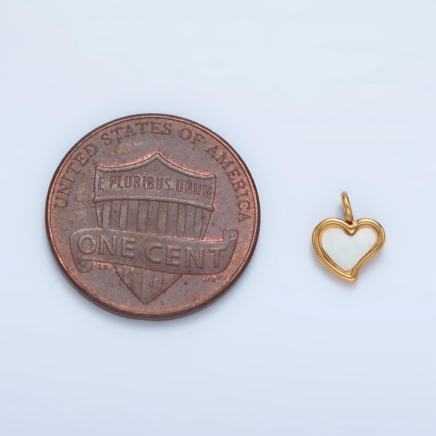 Mini shell pearl edge heart charm in gold stainless steel pendant for valentine jewelry gift idea making p-709