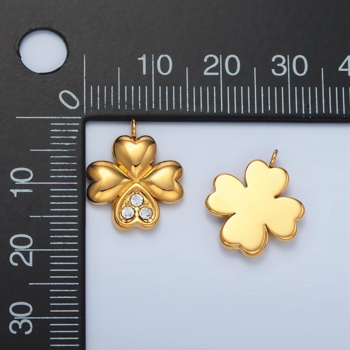 Stainless steel clover charm lucky charm | p-695