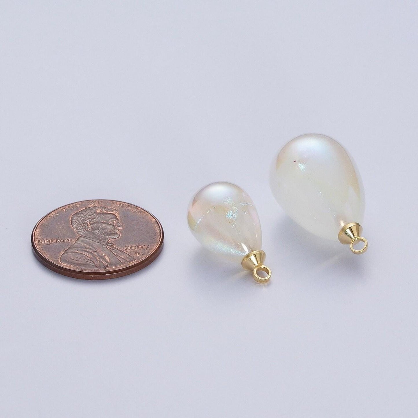 Oval freshwater white pearl charm, two sizes pearl pendant | p-~1556 p-1557