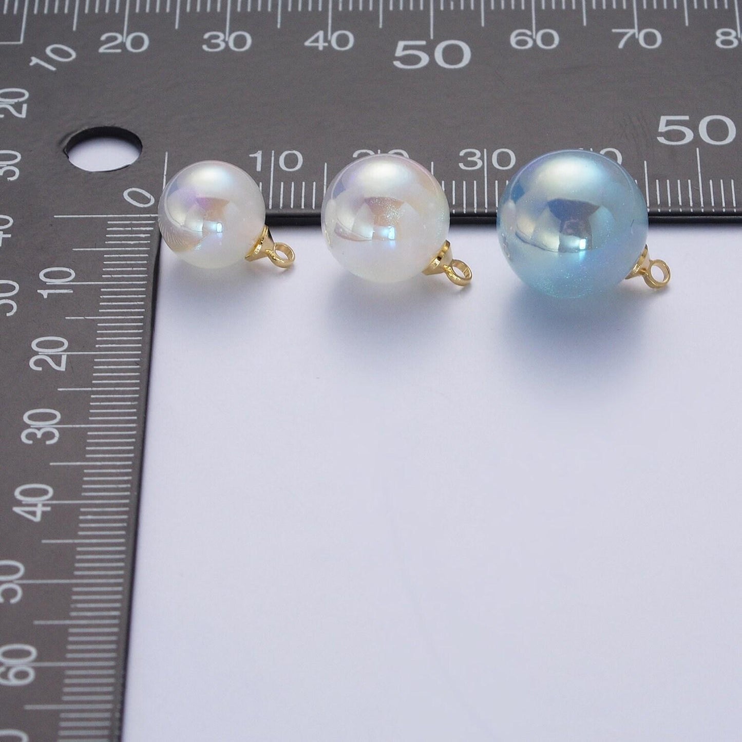 Round glass pearl pendant, blue and white various sizes round pearl ball gold plated charms |p-1558~p-1560
