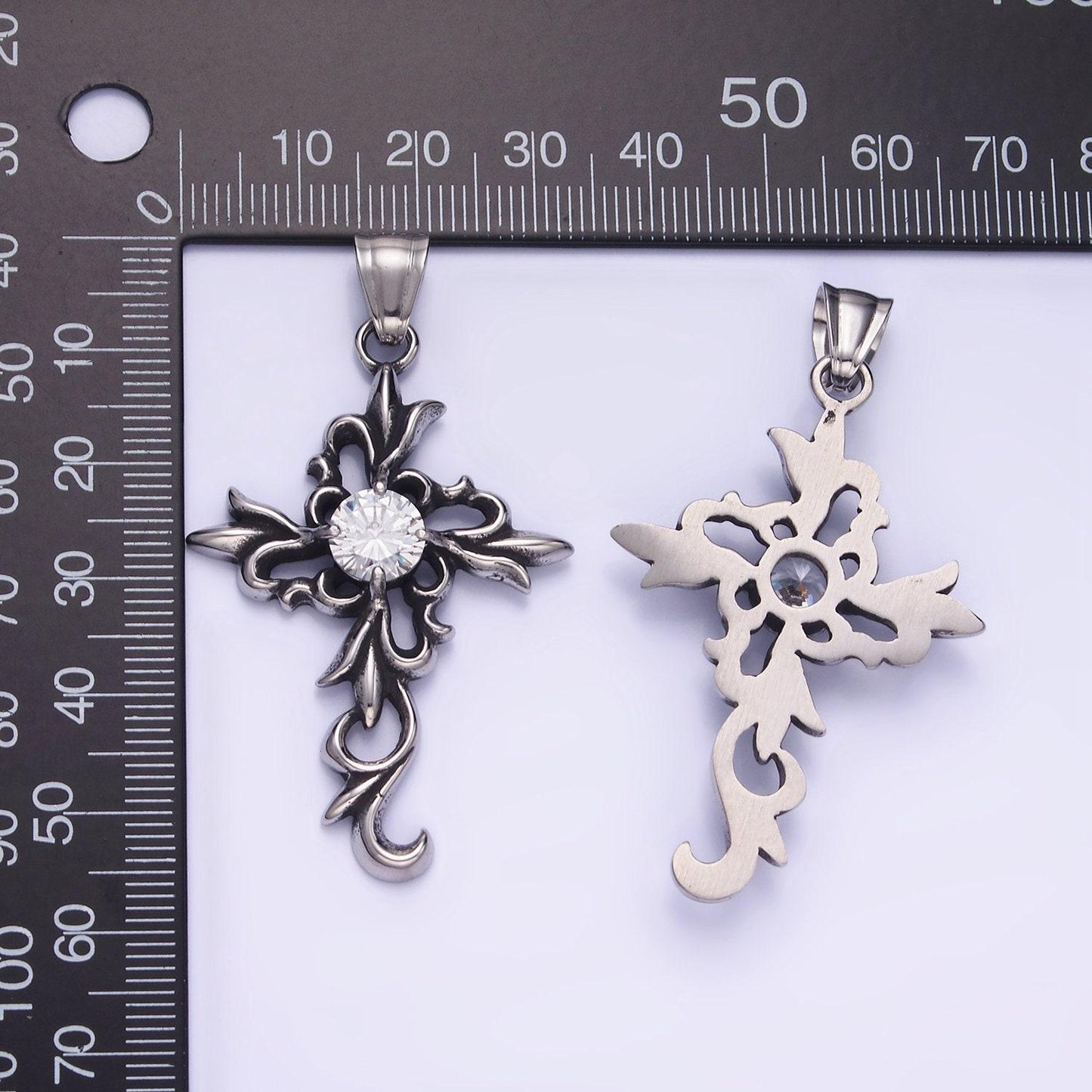 Stainless steel cz elaborate artisan cross oxidized silver pendant | p-1422