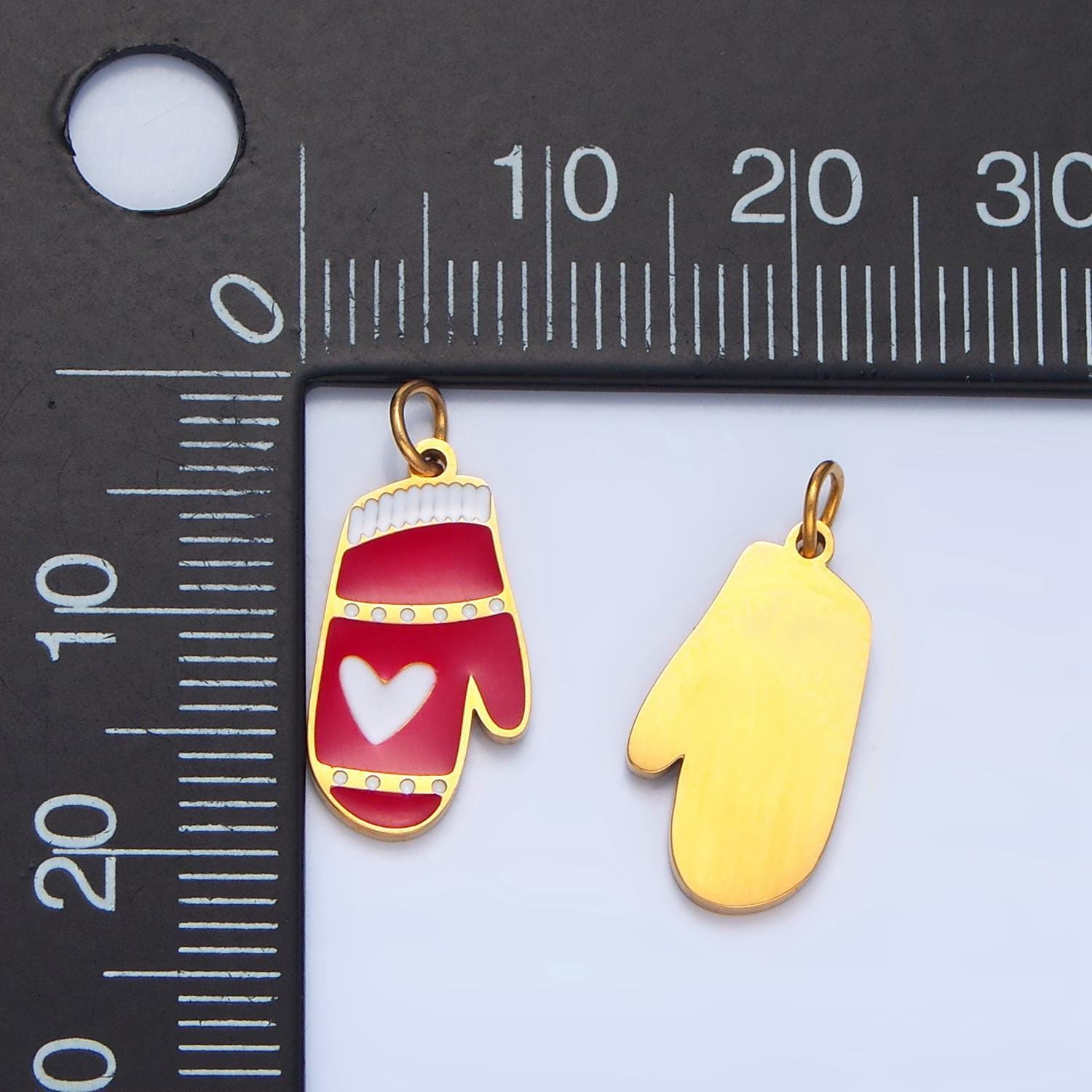 Limited edition gold santa claus reindeer snowman charm dainty gold enamel christmas charms for bracelet necklace jewelry supply
