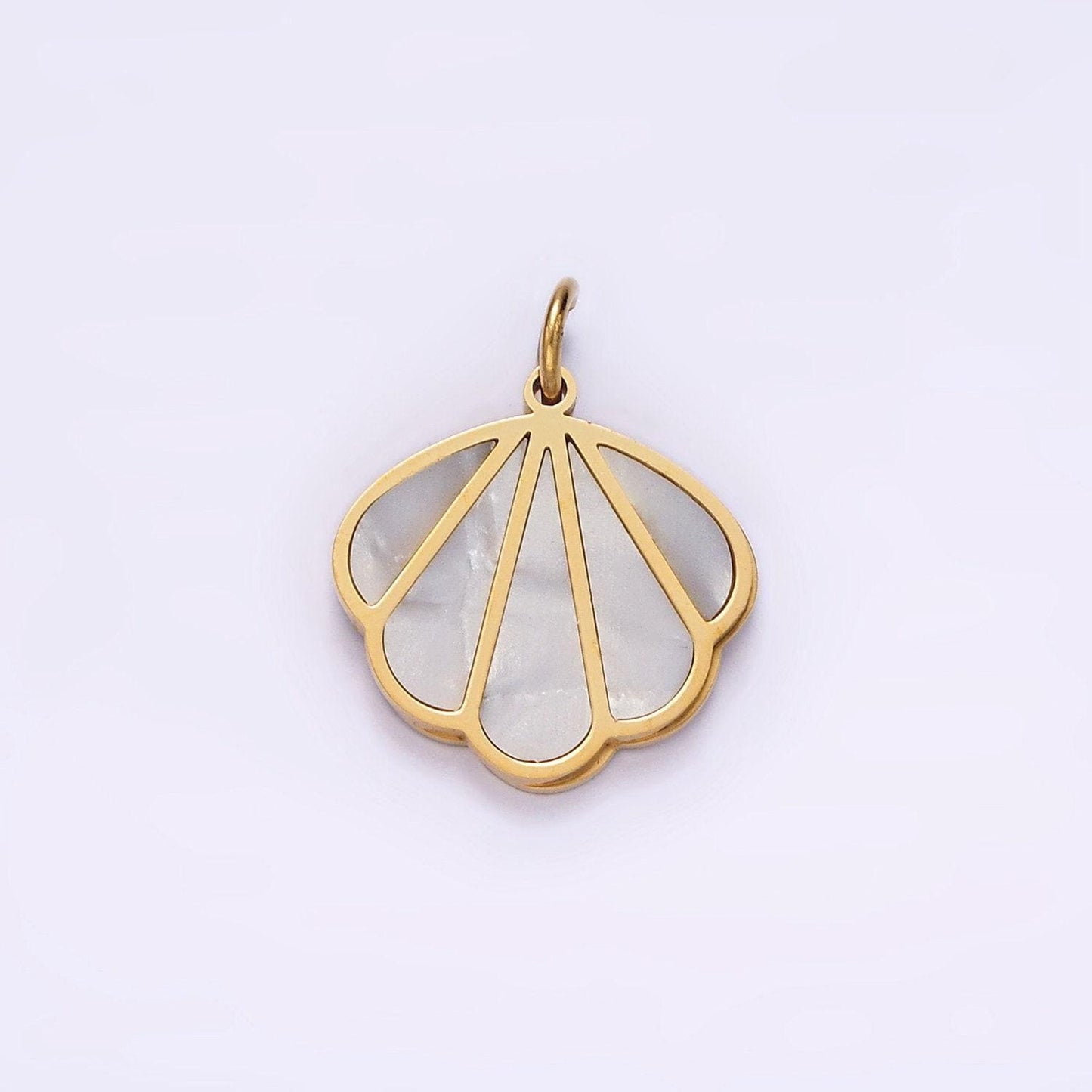 Stainless steel shell pearl ocean clam shell charm in gold & silver | p1275