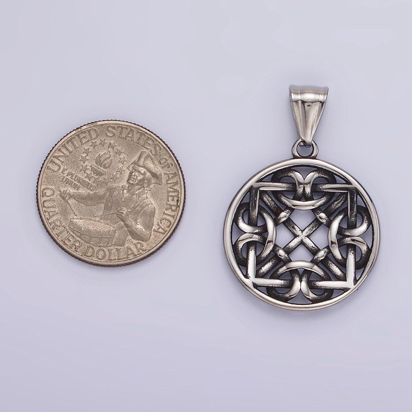 Stainless steel 35mm artisan geometric filigree frame open bezel pendant | p-1191
