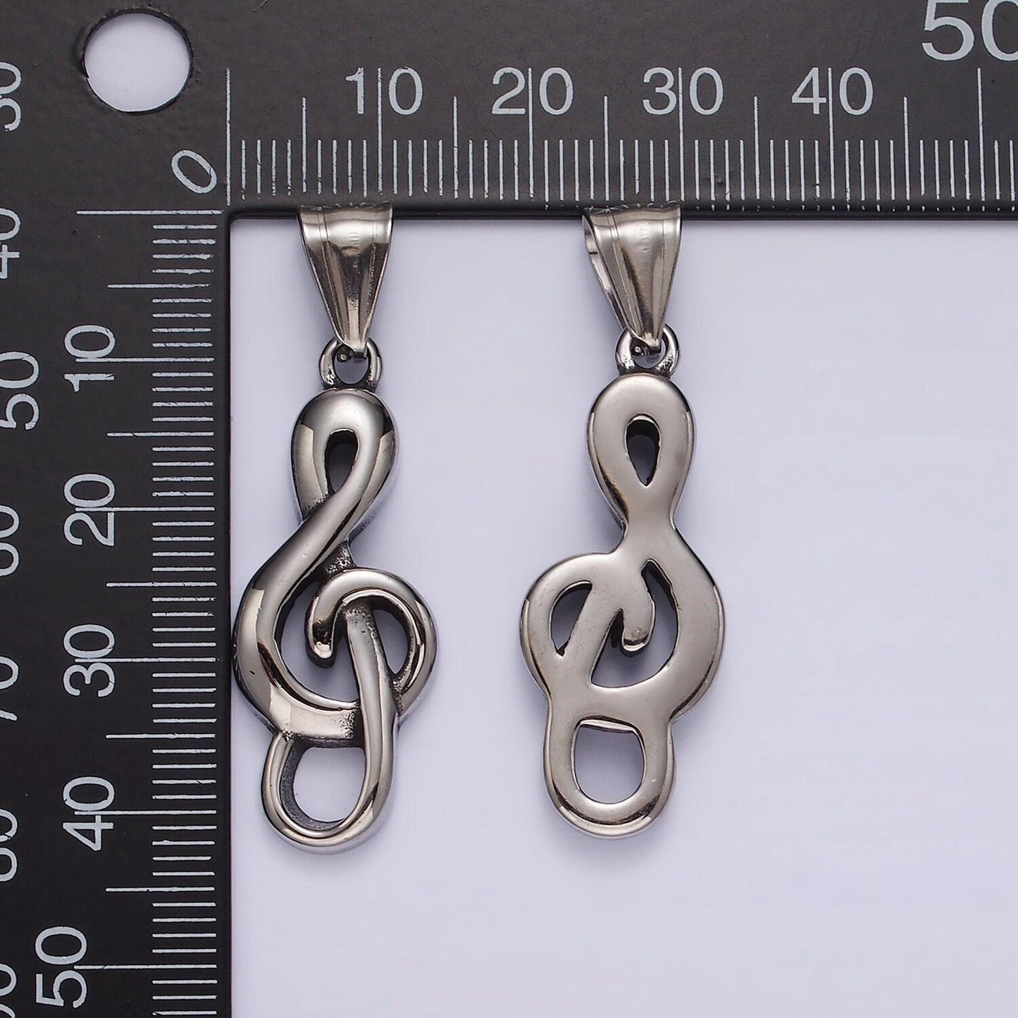 Stainless steel treble g-clef musical symbol pendant | p-1192