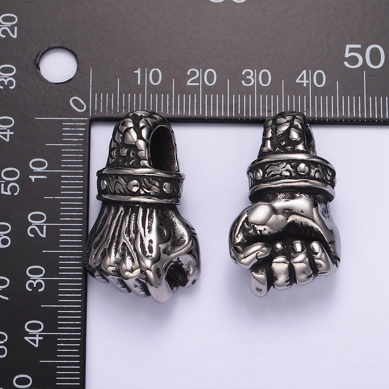 Stainless steel 34mm warrior fist charm hand gesture pendant | p-1184