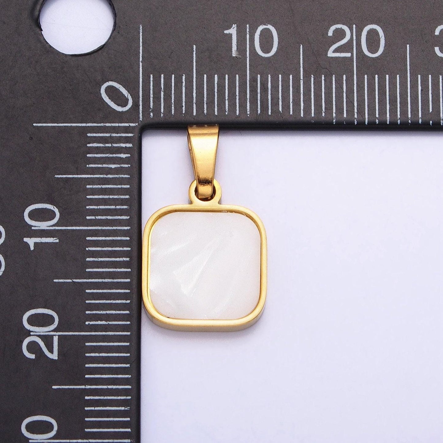Dainty shell pearl pendant necklace minimalist white pearl square charm for necklace earring bracelet component p-1149