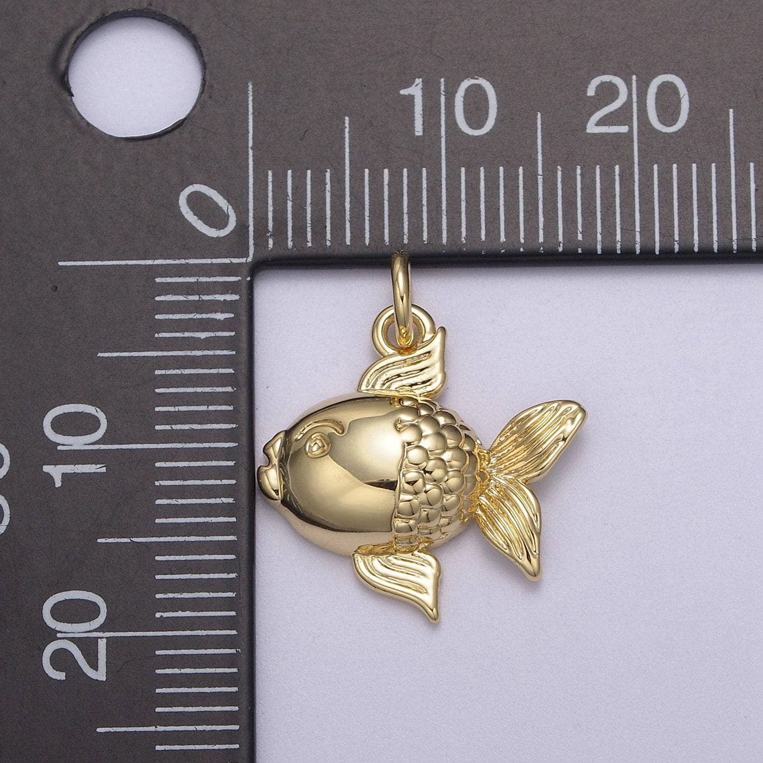 Dainty gold filled puffy goldfish pet fish charm animal pendant n-817
