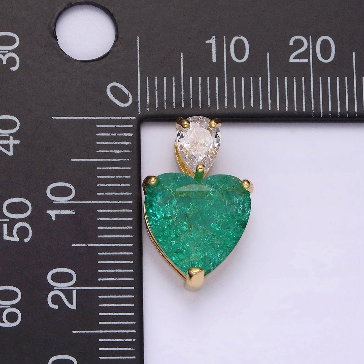 14k gold filled 35mm green heart cz teardrop pendant | n1830