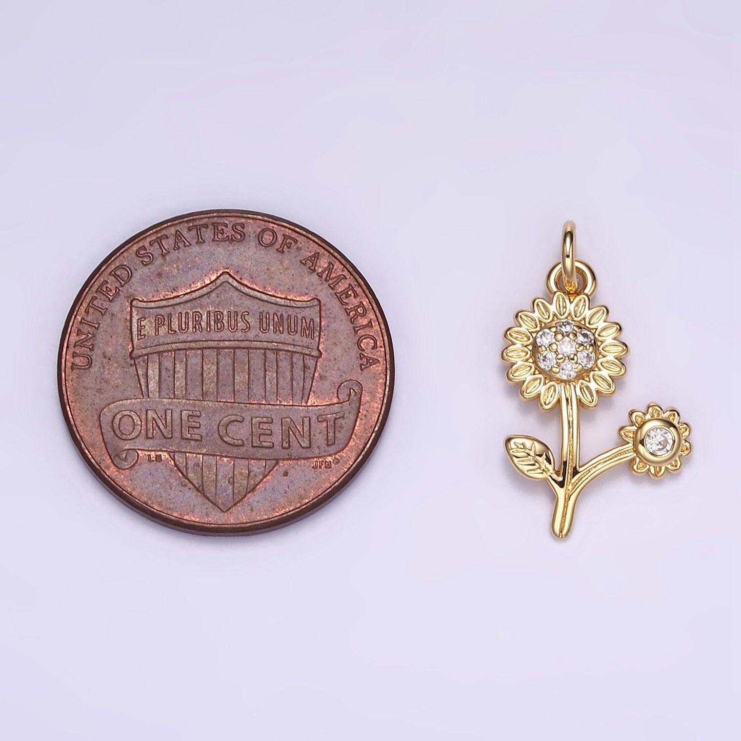 Dainty sunflower charm gold flower charm for bracelet earring necklace gold sun flower charm for summer garden inspired m117