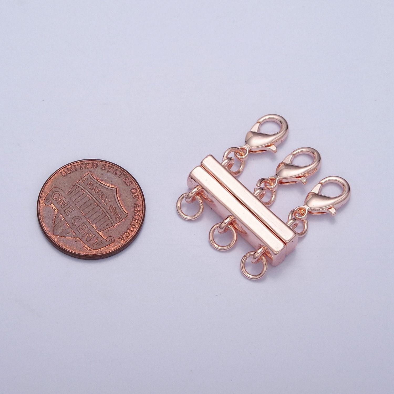 Layered necklace detangler clasp magnetic necklace detangler, multiple strand chain necklace / bracelet component