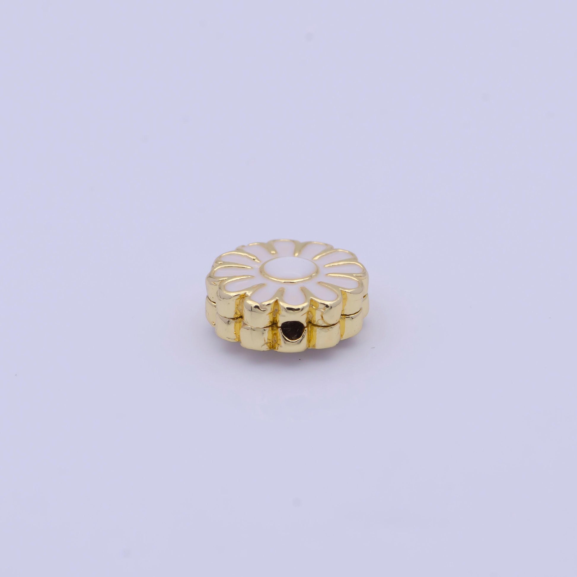 Dainty all white daisy flower bead spacer, 24k gold plated white enamel summer spring floral bead spacer | b-150