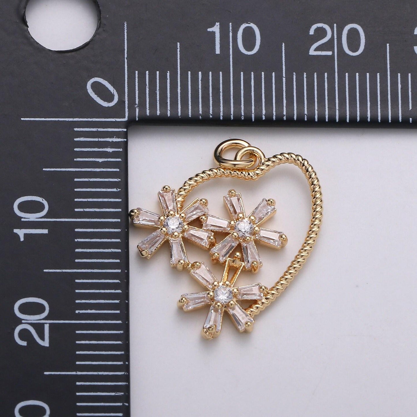 1pc 24k gold plated baguette cz flowery heart pendant charm, daisy hearts cz charm, gold twist rope heart pendant