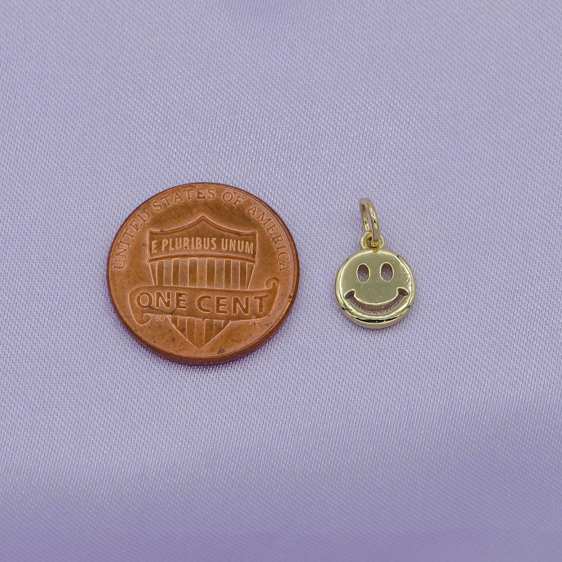 Mini gold happy face charm, double sided smile face charms,emoticon face in gold round dainty smile charm summer trend jewelry,d-651, d-697