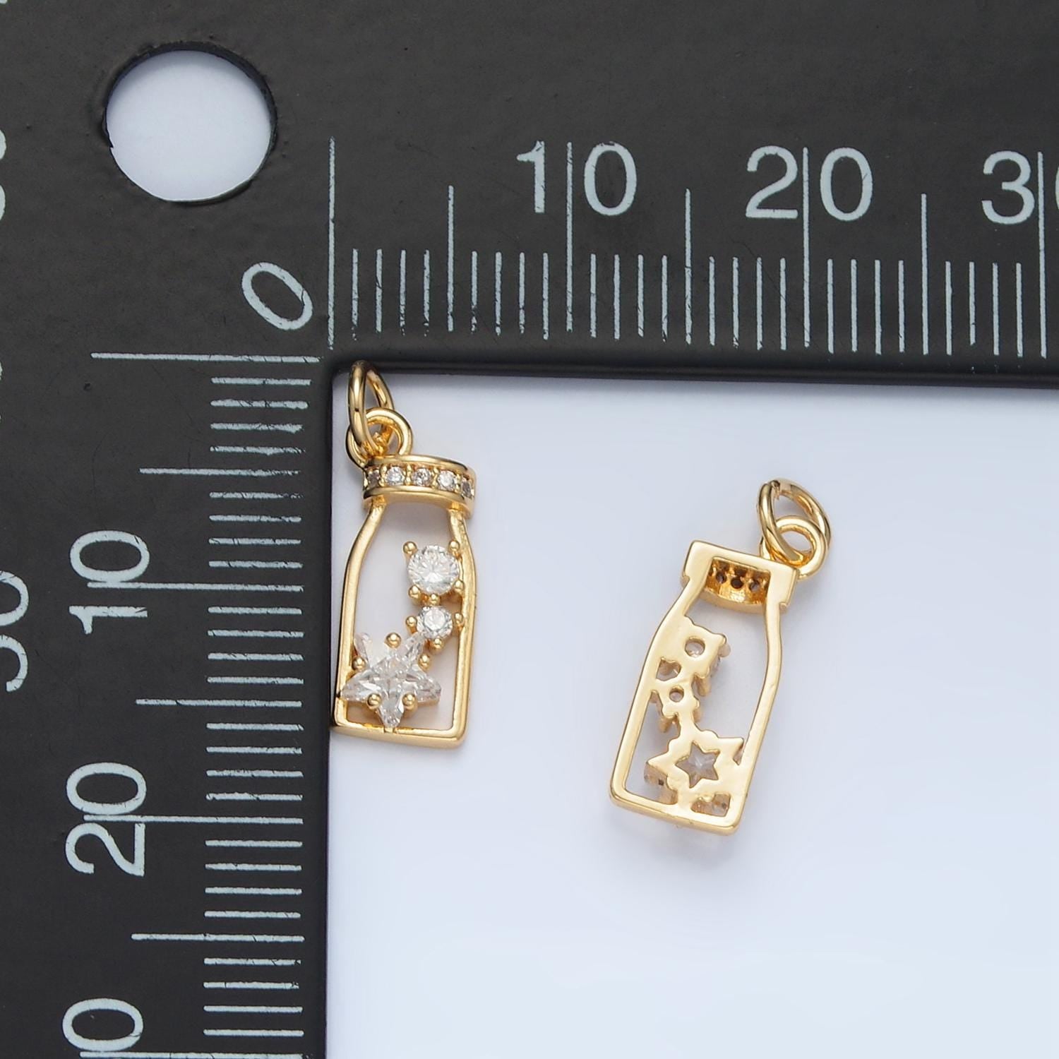 Mini cubic star in the bottle charm ag909